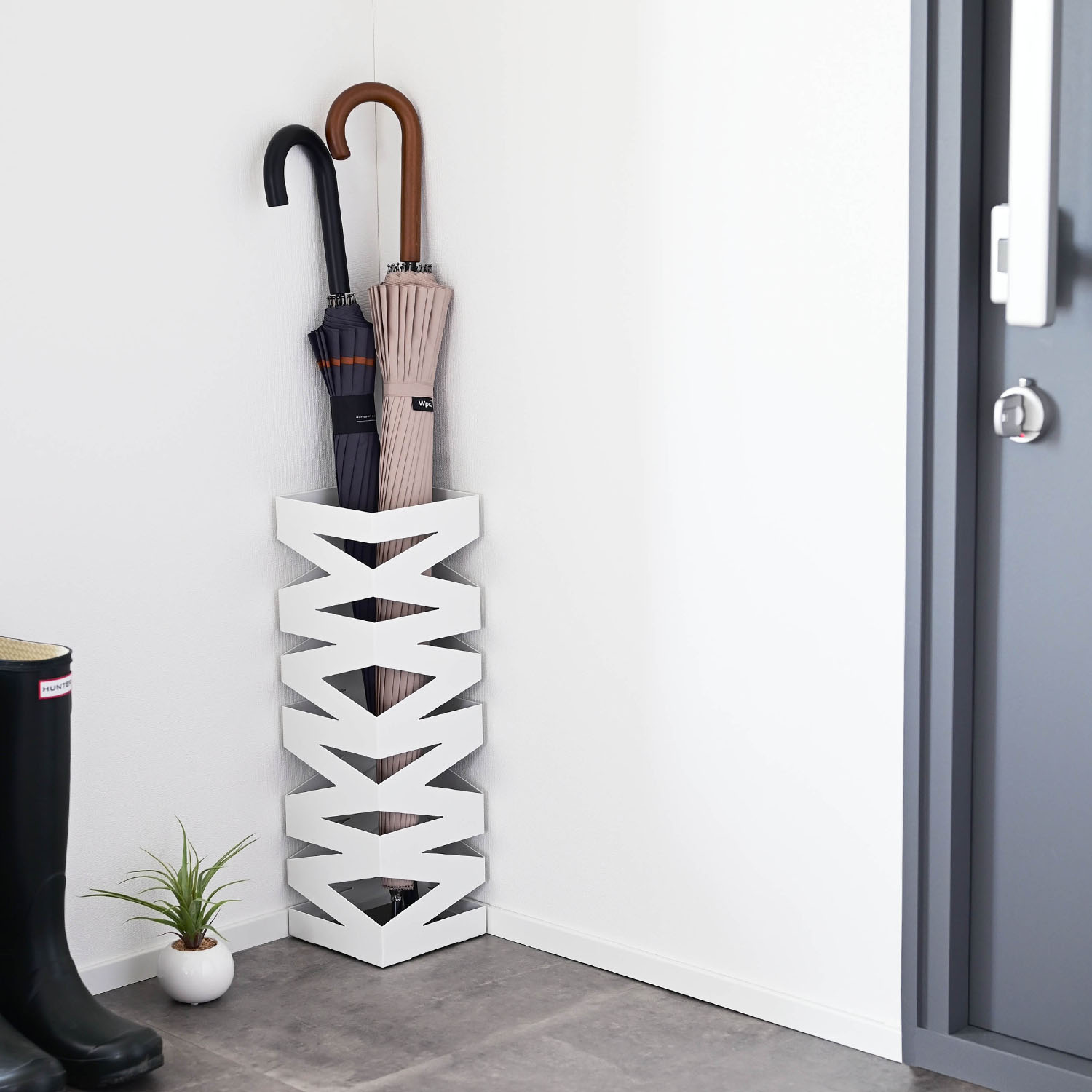 Rock Umbrella Stand