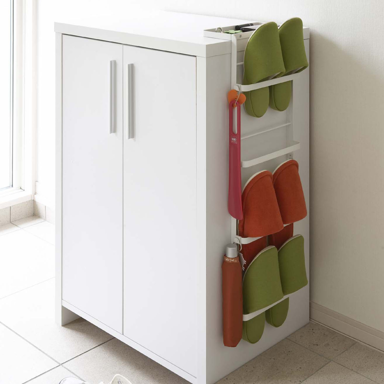 Tower Hanging Slipper Rack
