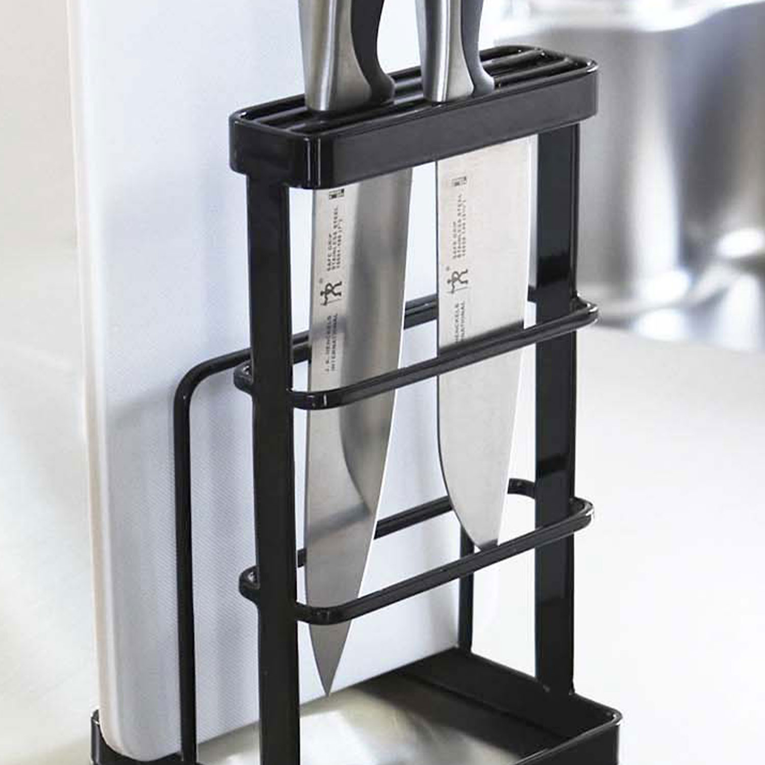 Tower Cutting Board & Knife Stand