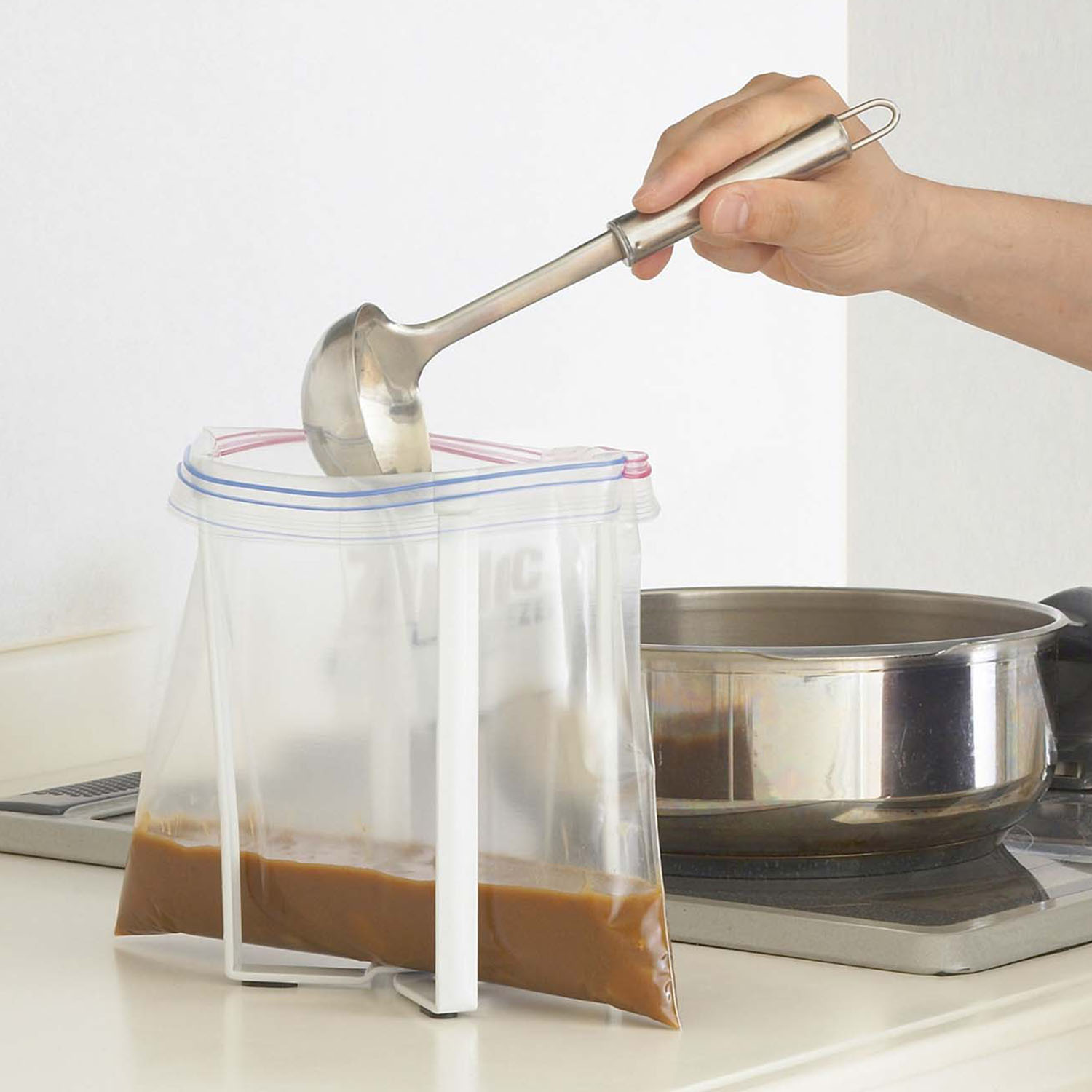 Tower Plastic Bag Eco Holder
