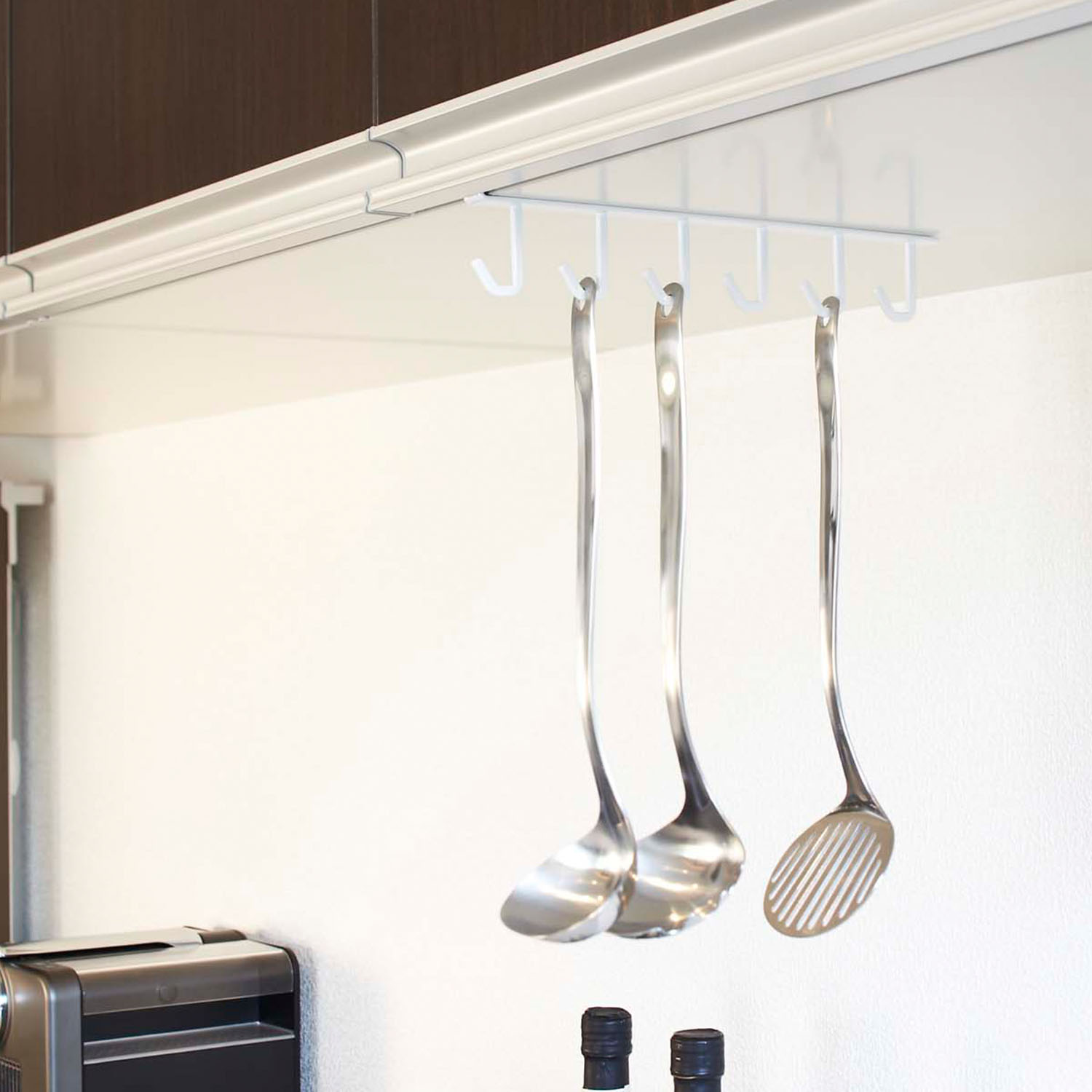 Tower Under Shelf Utensil Hanger