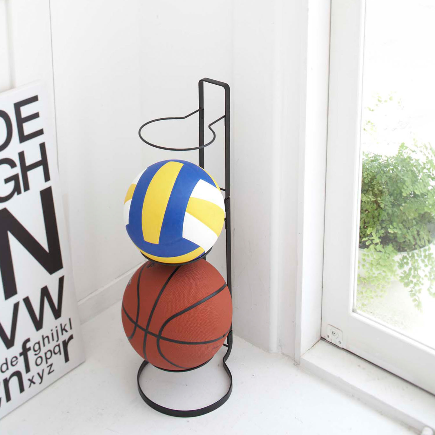 Frame Ball Stand