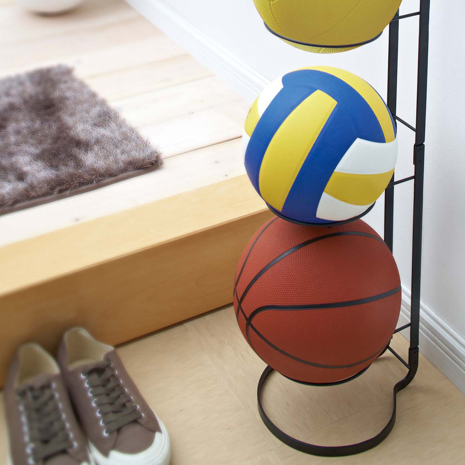 Frame Ball Stand