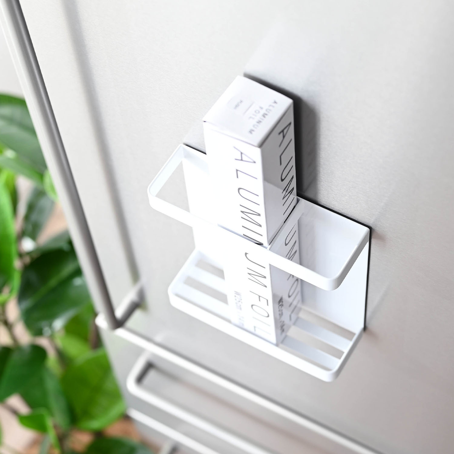 Tower Magnet Wrap Holder