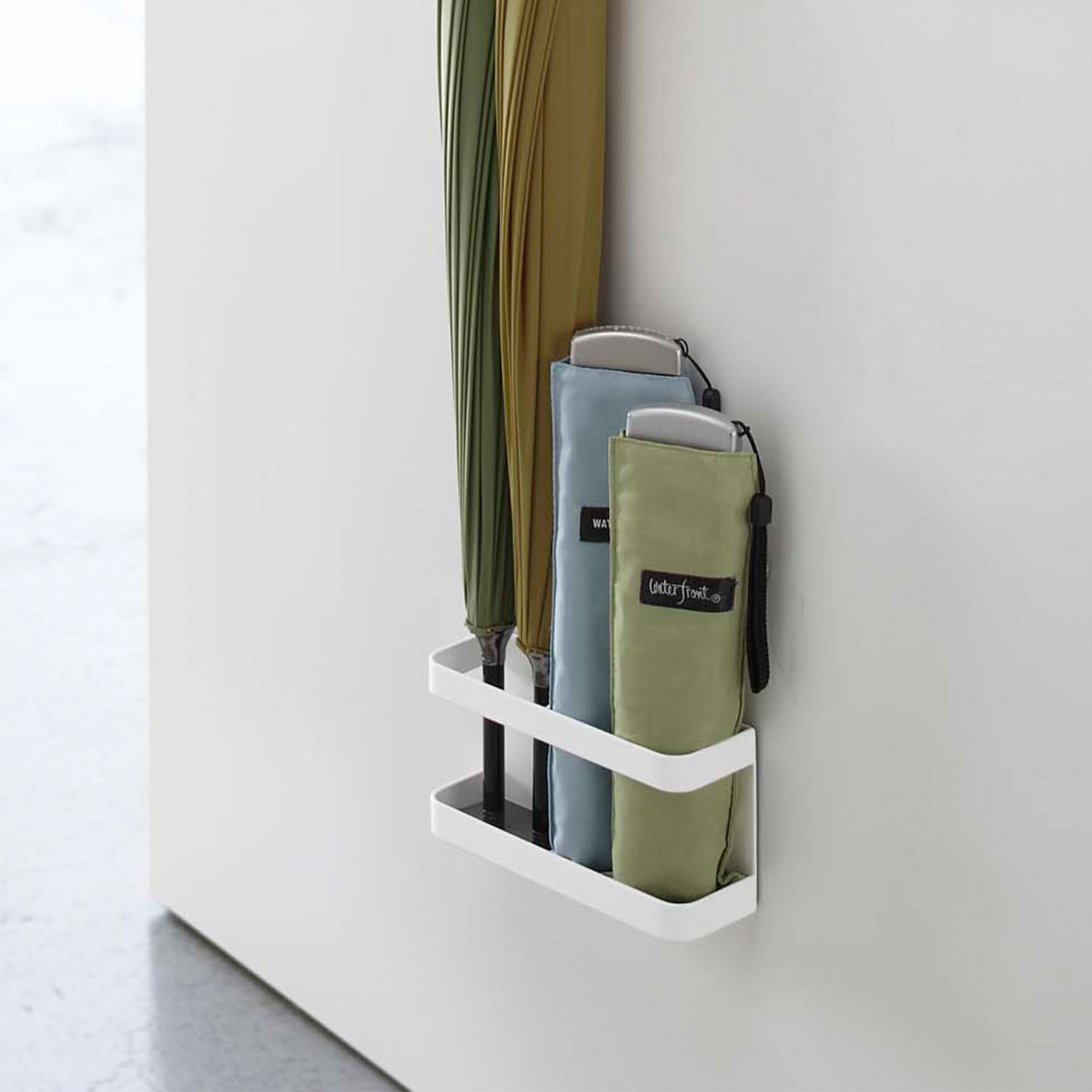 Tower Magnet Umbrella Stand