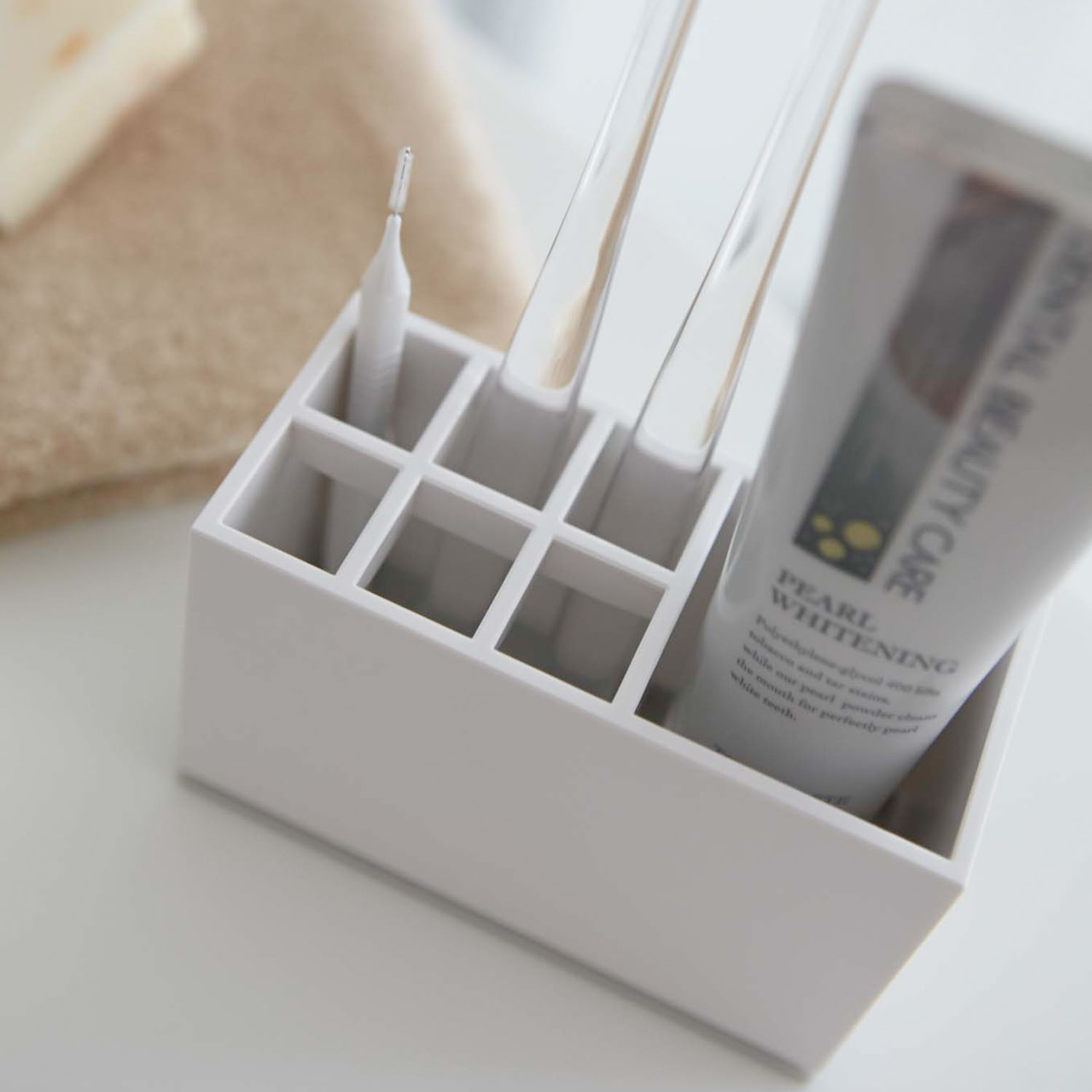 Mist Toothbrush Stand