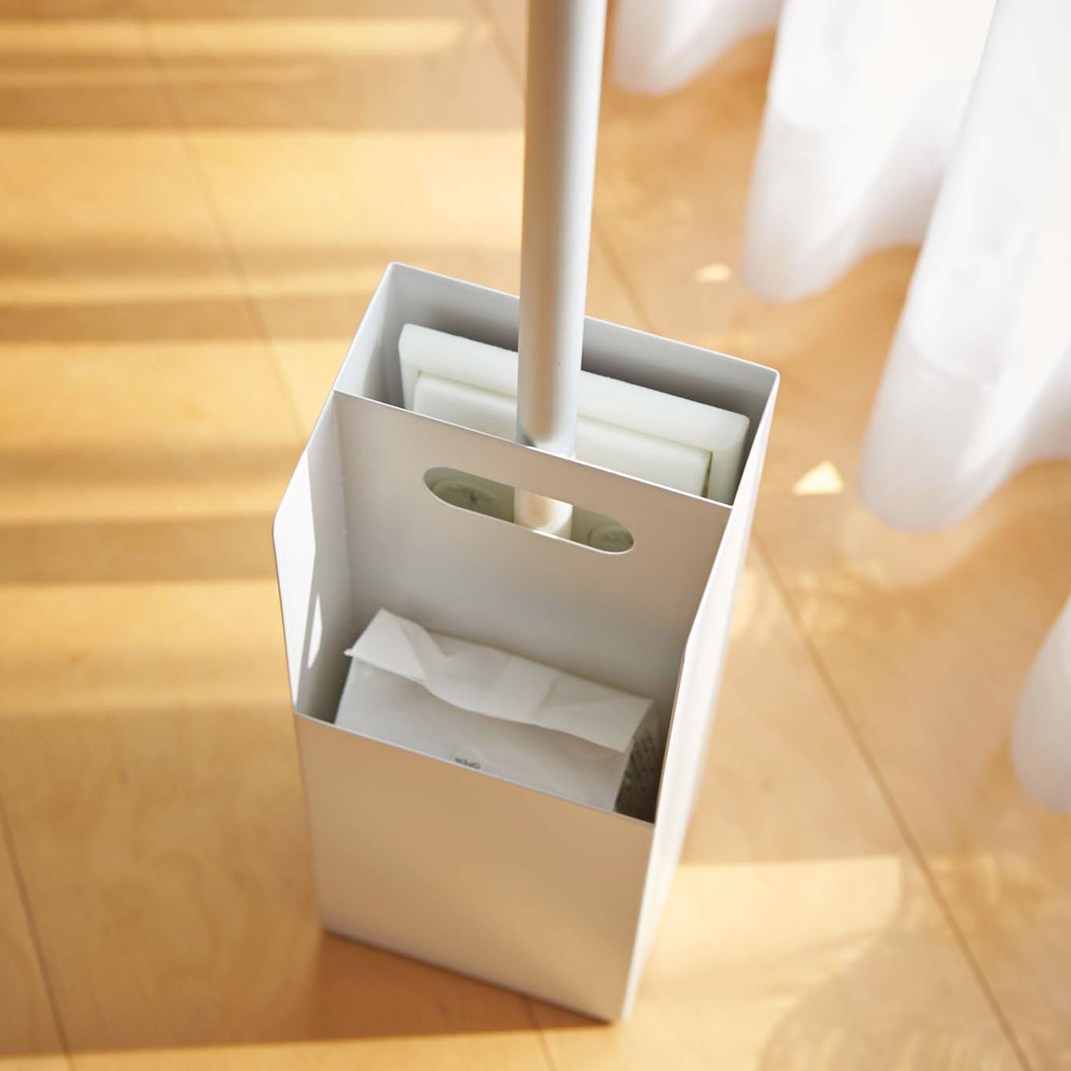 Plate Flooring Wiper Stand