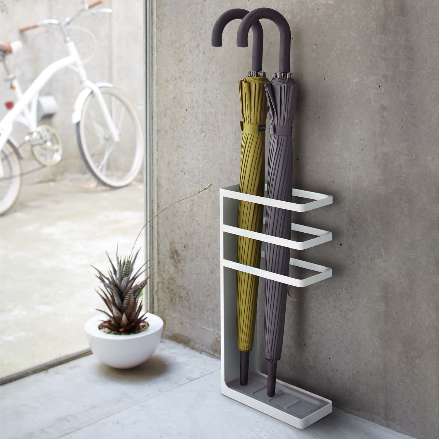 Layer Umbrella Stand