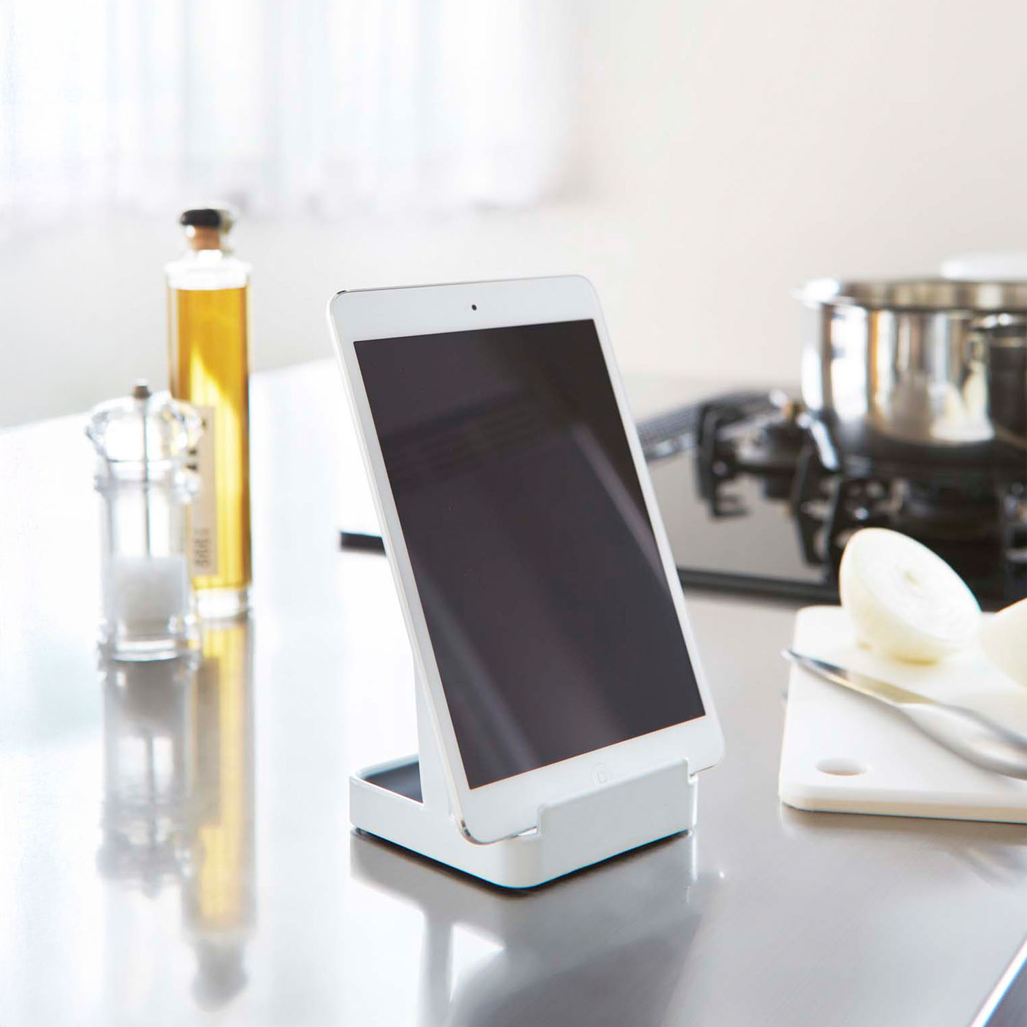 Tower Ladle & Lid Stand