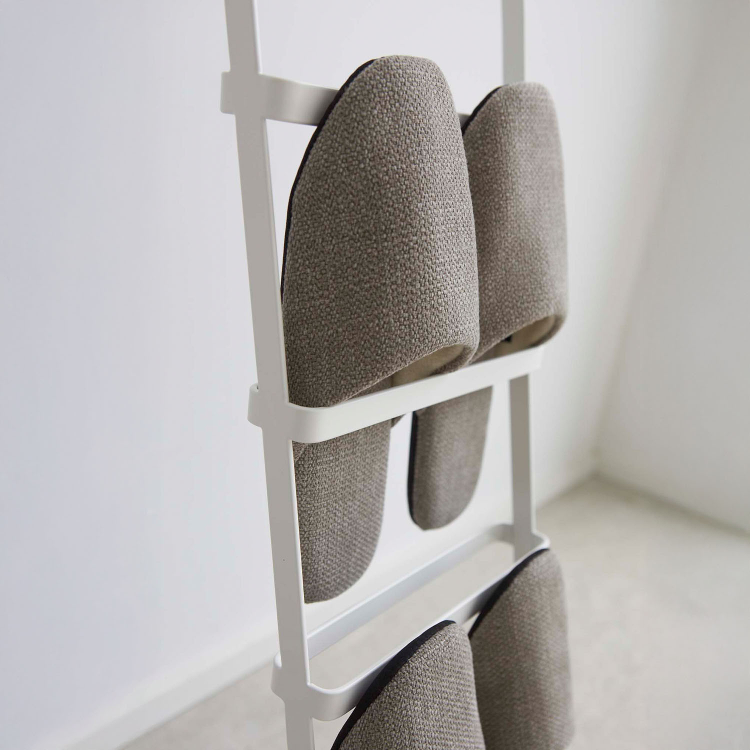 Smart Slippers Stand