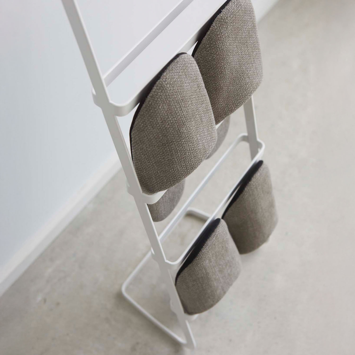Smart Slippers Stand