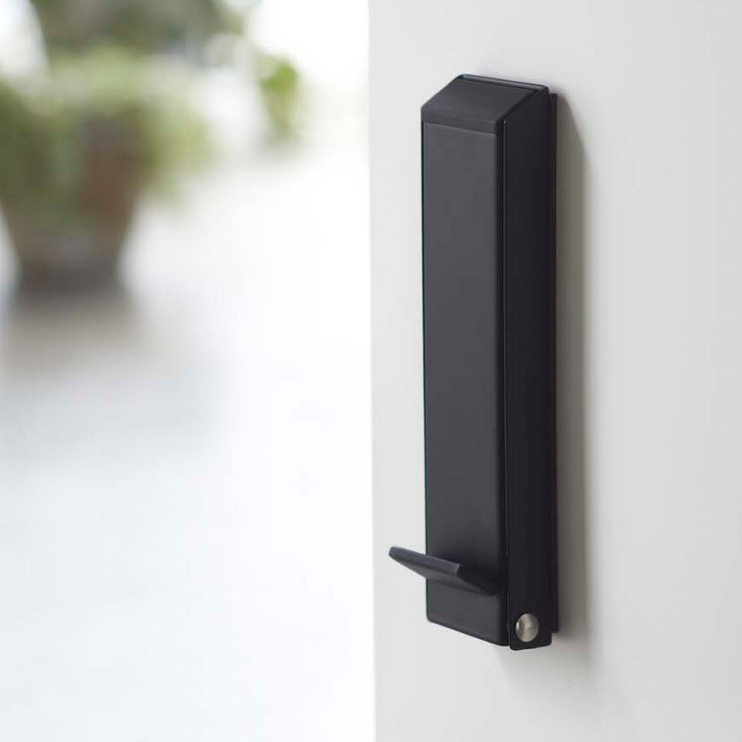 Smart Magnet Folding Door Stopper