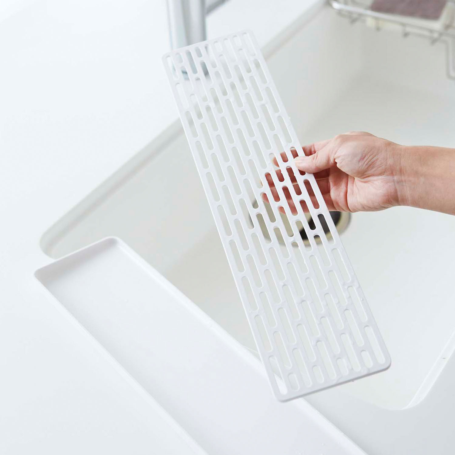 Tower Sink Side Glass Drainer