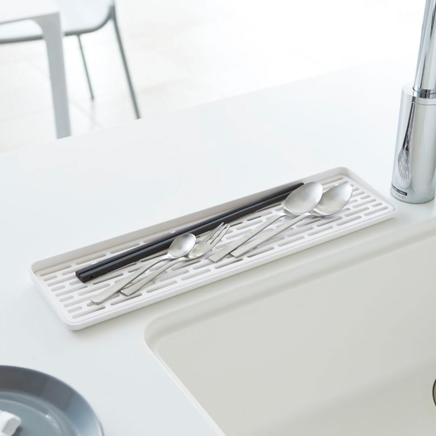 Tower Sink Side Glass Drainer