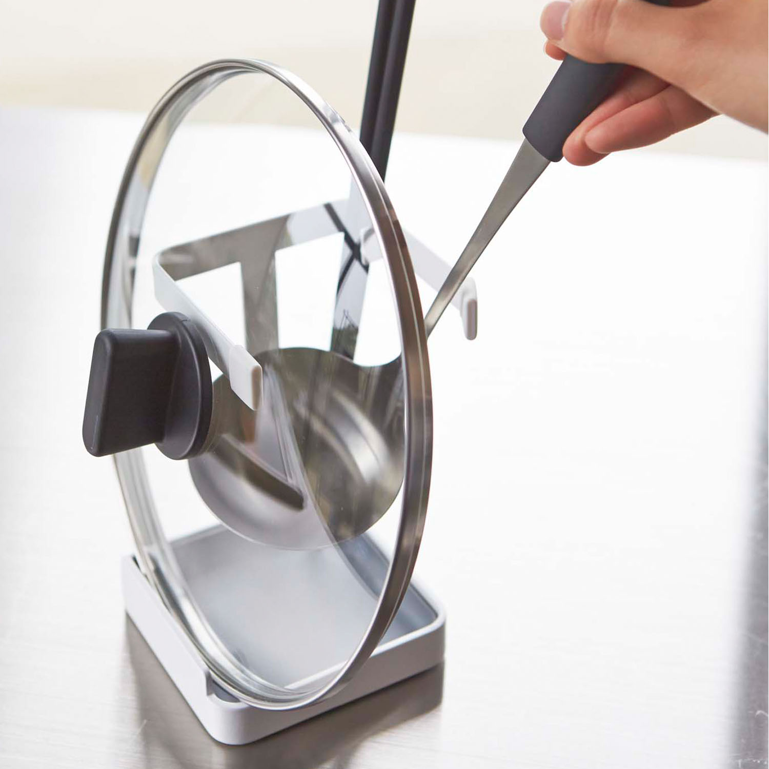 Plate Ladle & Lid Stand