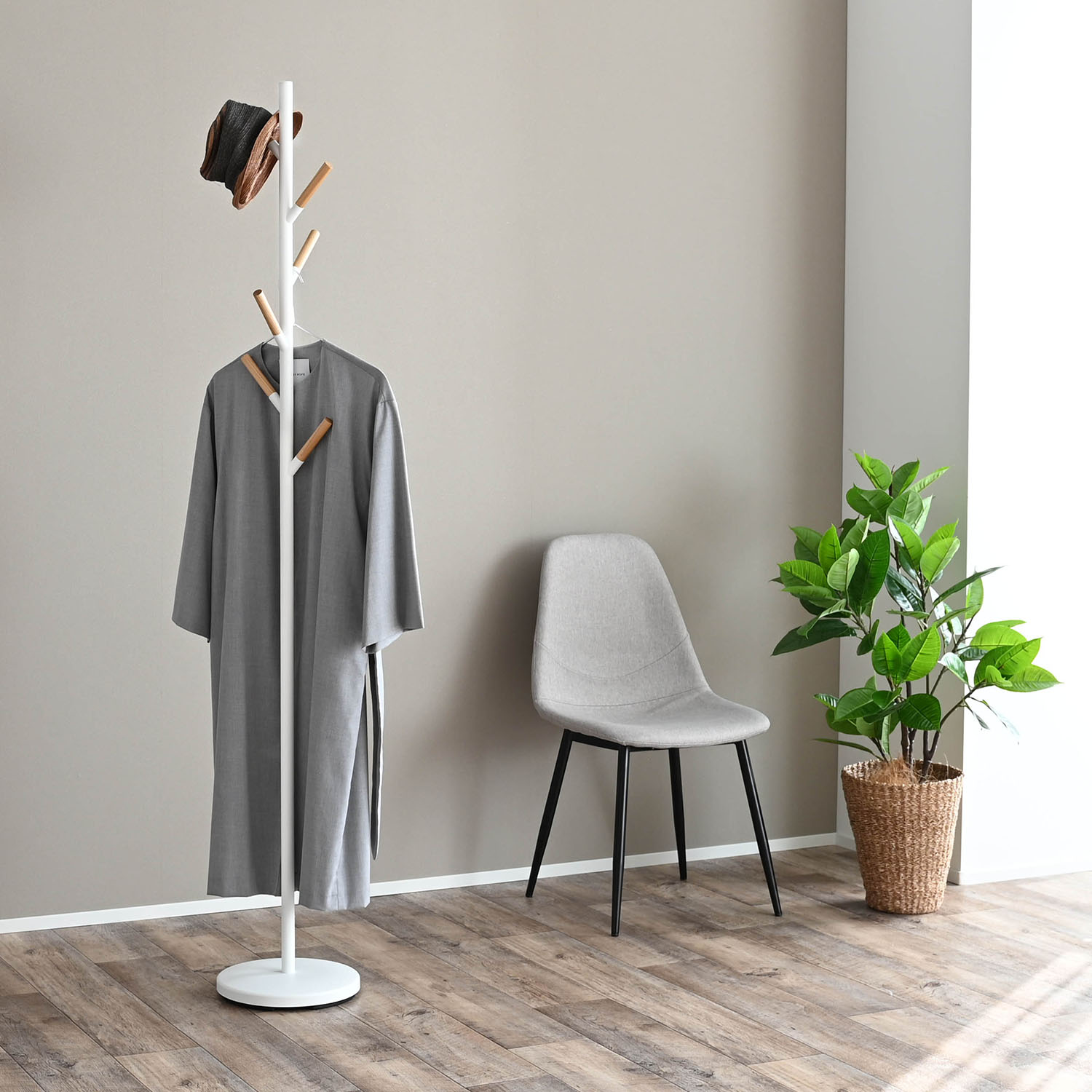 Plain Coat Hanger
