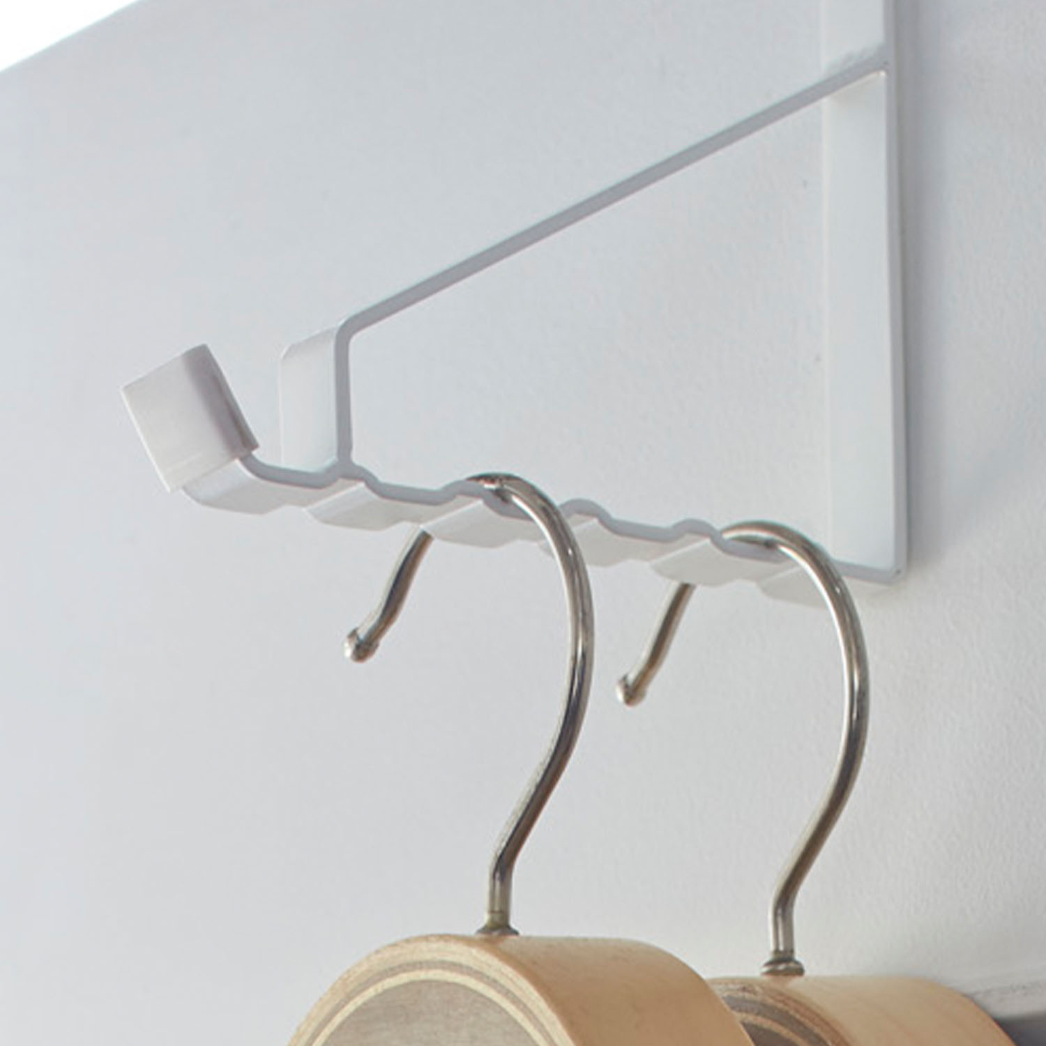 Smart Over-The-Door Hook