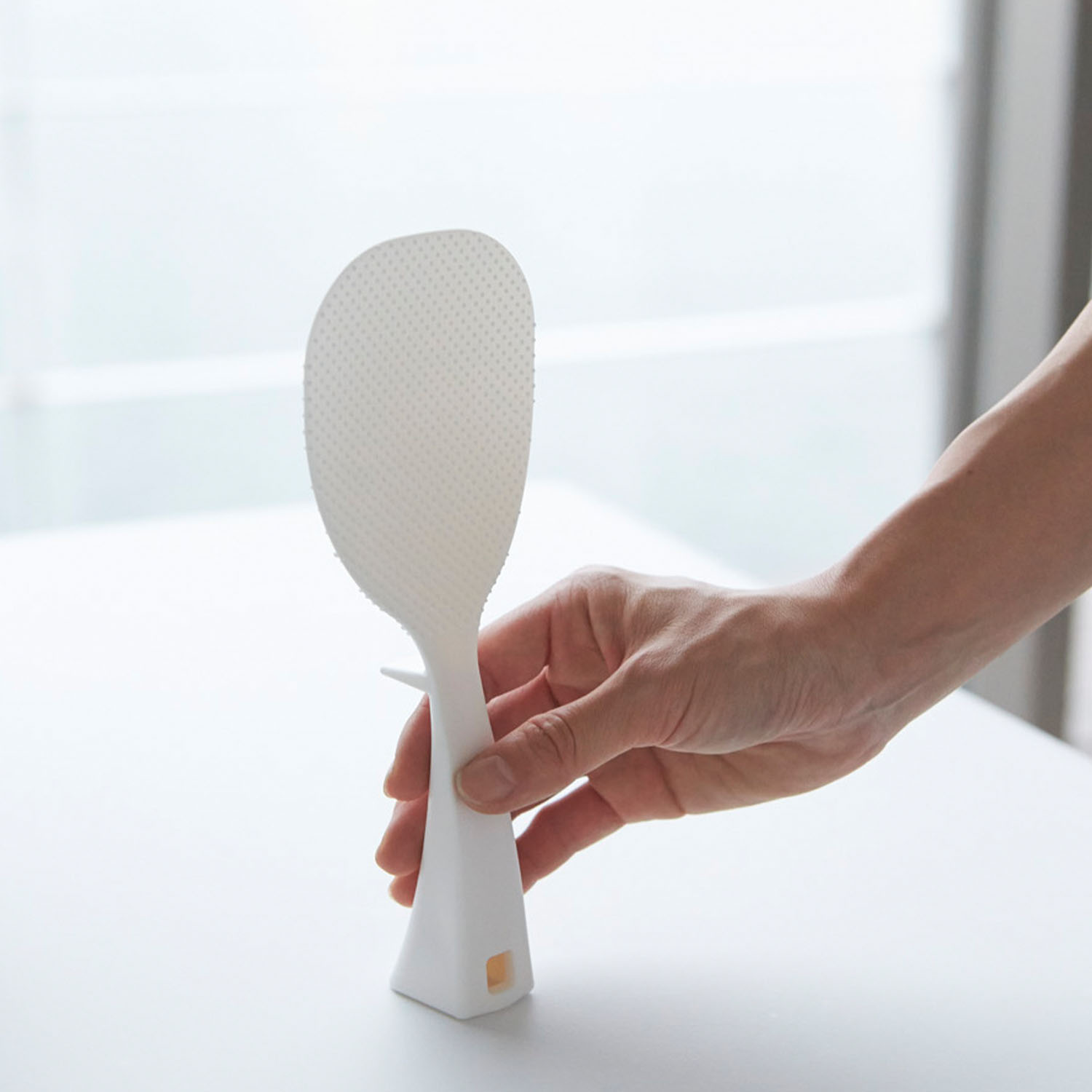 Tower Standing Rice Scoop