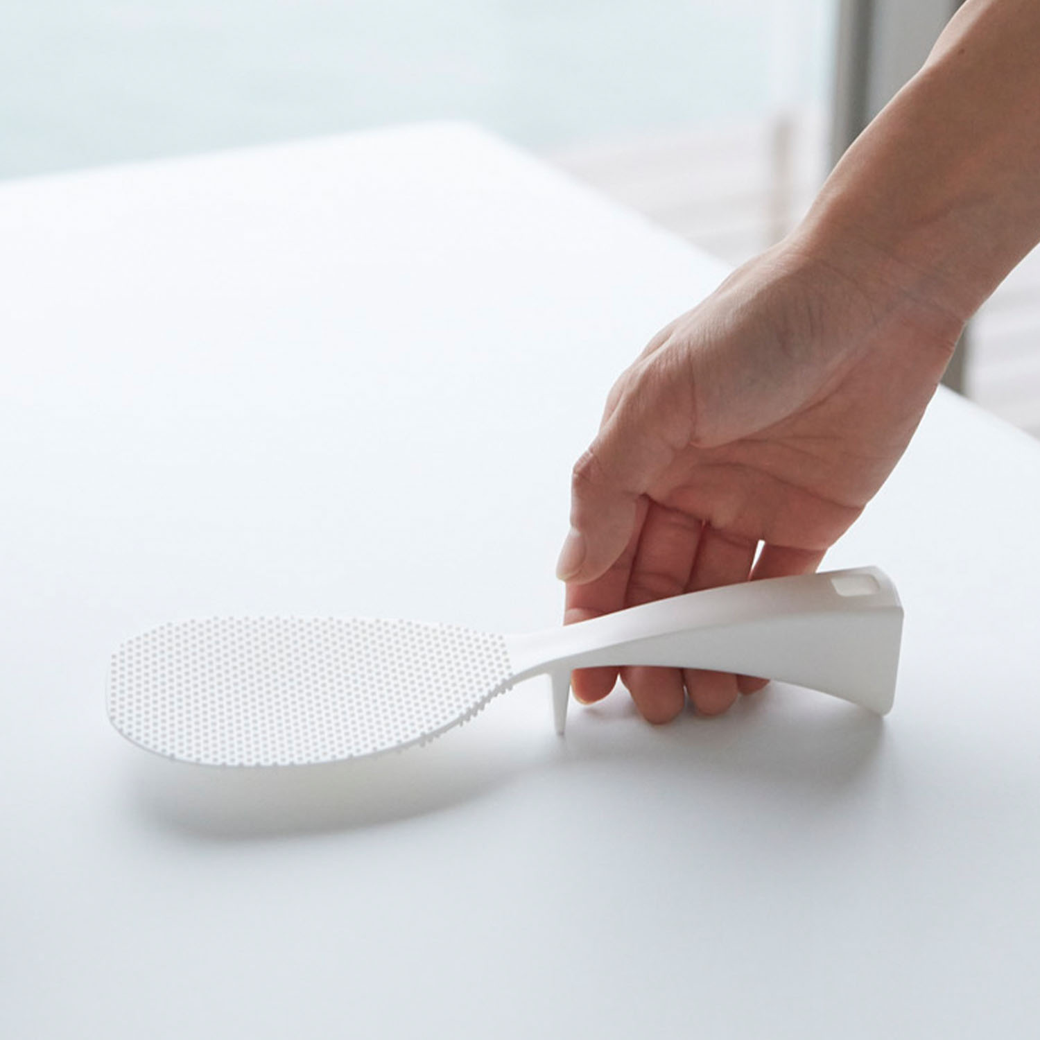 Tower Standing Rice Scoop