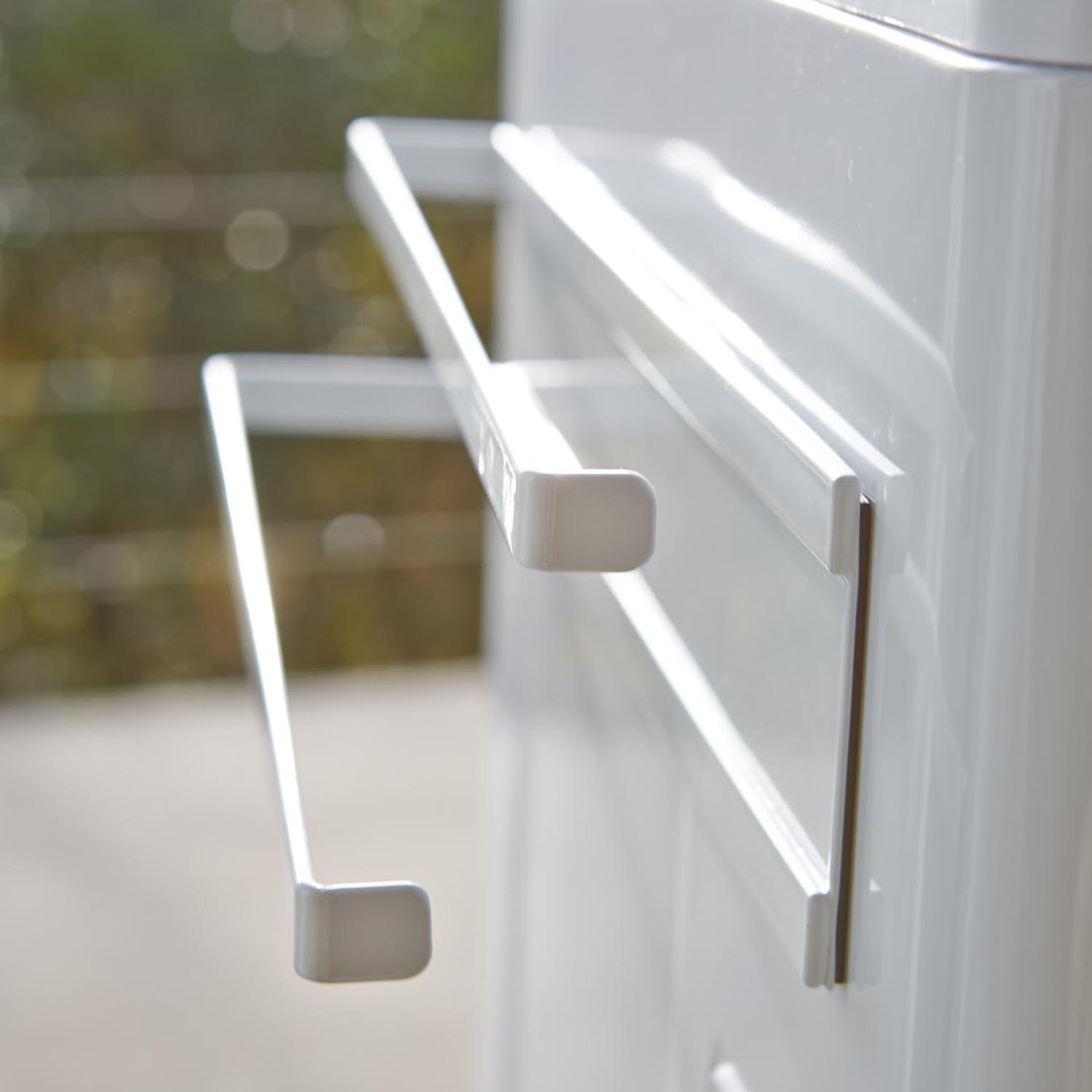 Tower Magnet Towel Hanger
