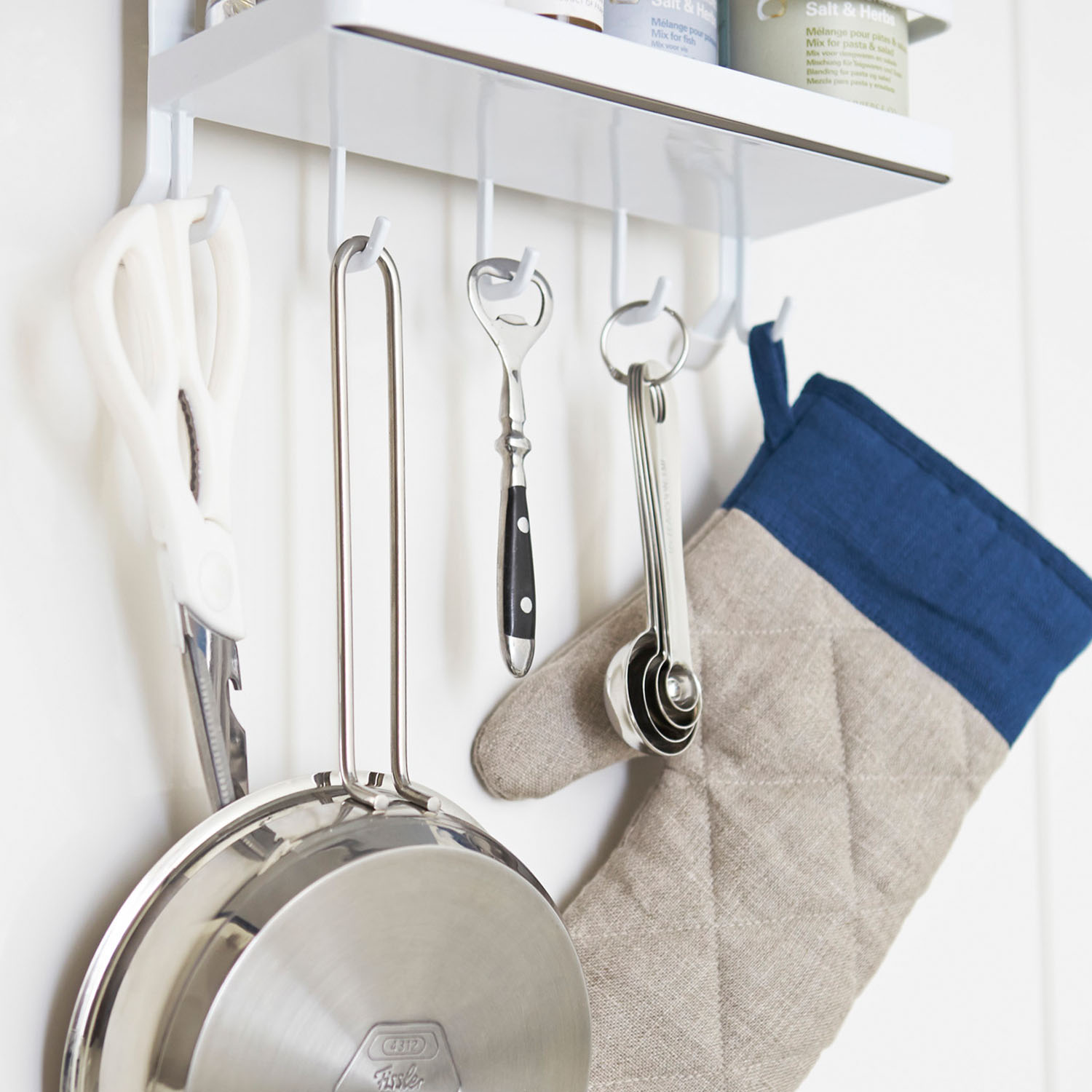 Plate Range Hood Spice Rack