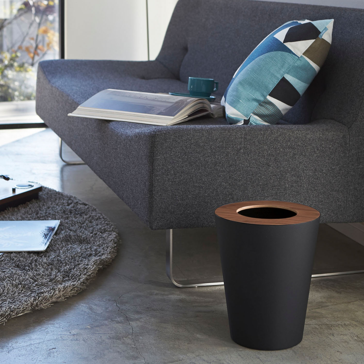 Rin Round Rubbish Bin