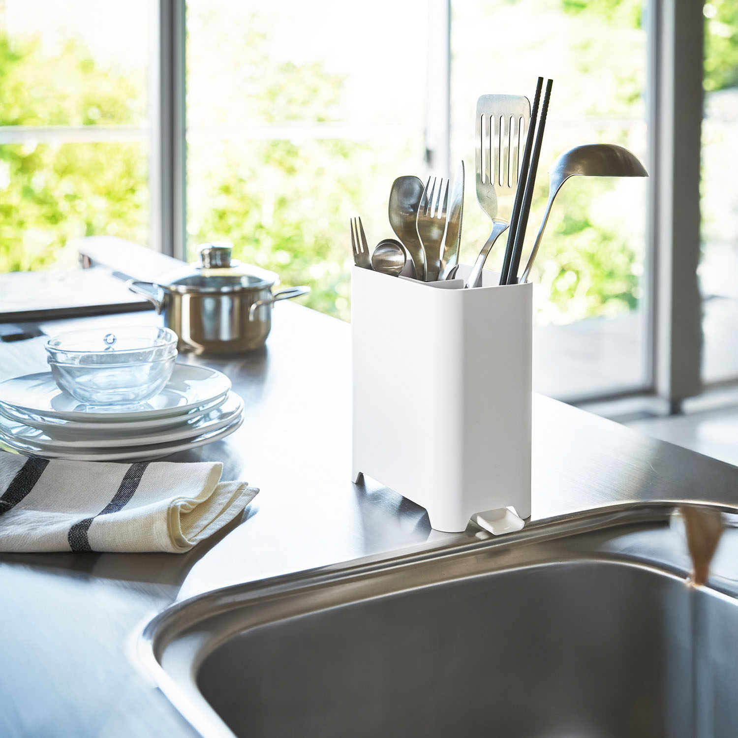Aqua Utensil Holder