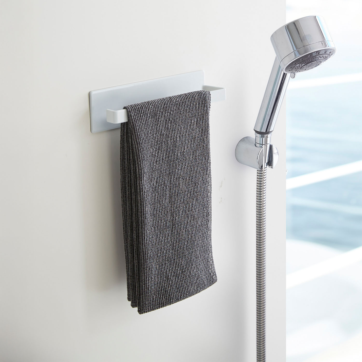 Tower Magnet Bathroom Towel Hanger