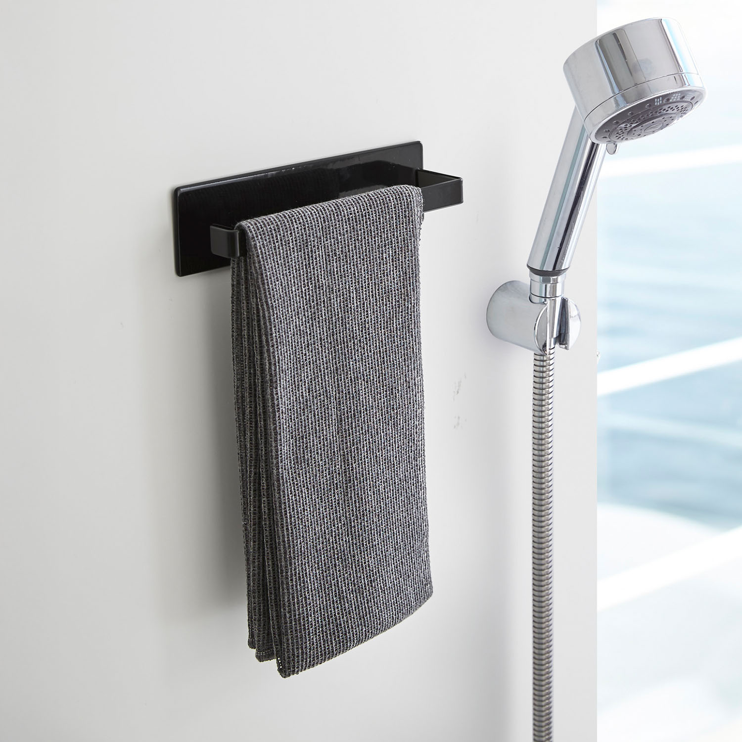 Tower Magnet Bathroom Towel Hanger