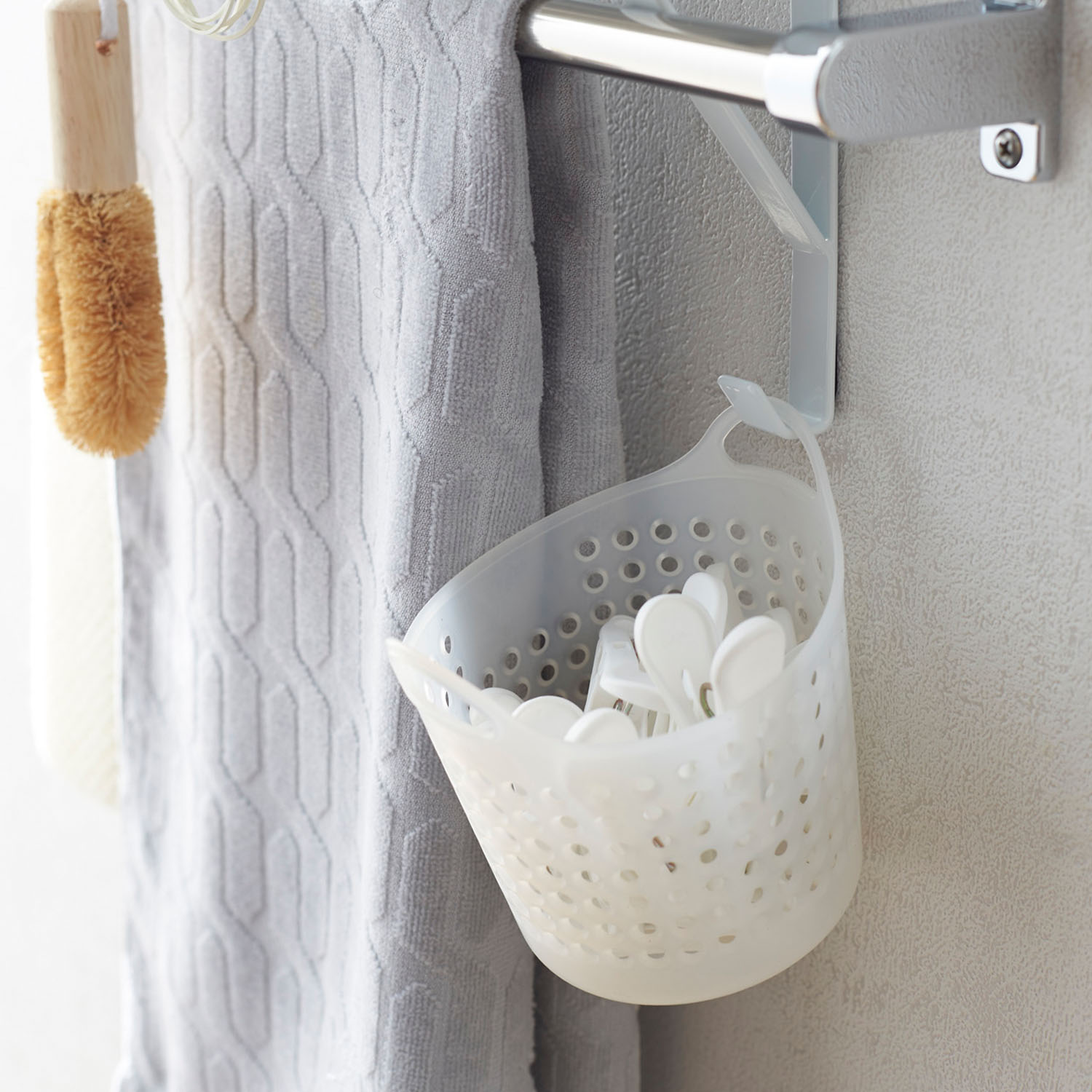 Tower Over-Towel Rack Shelf