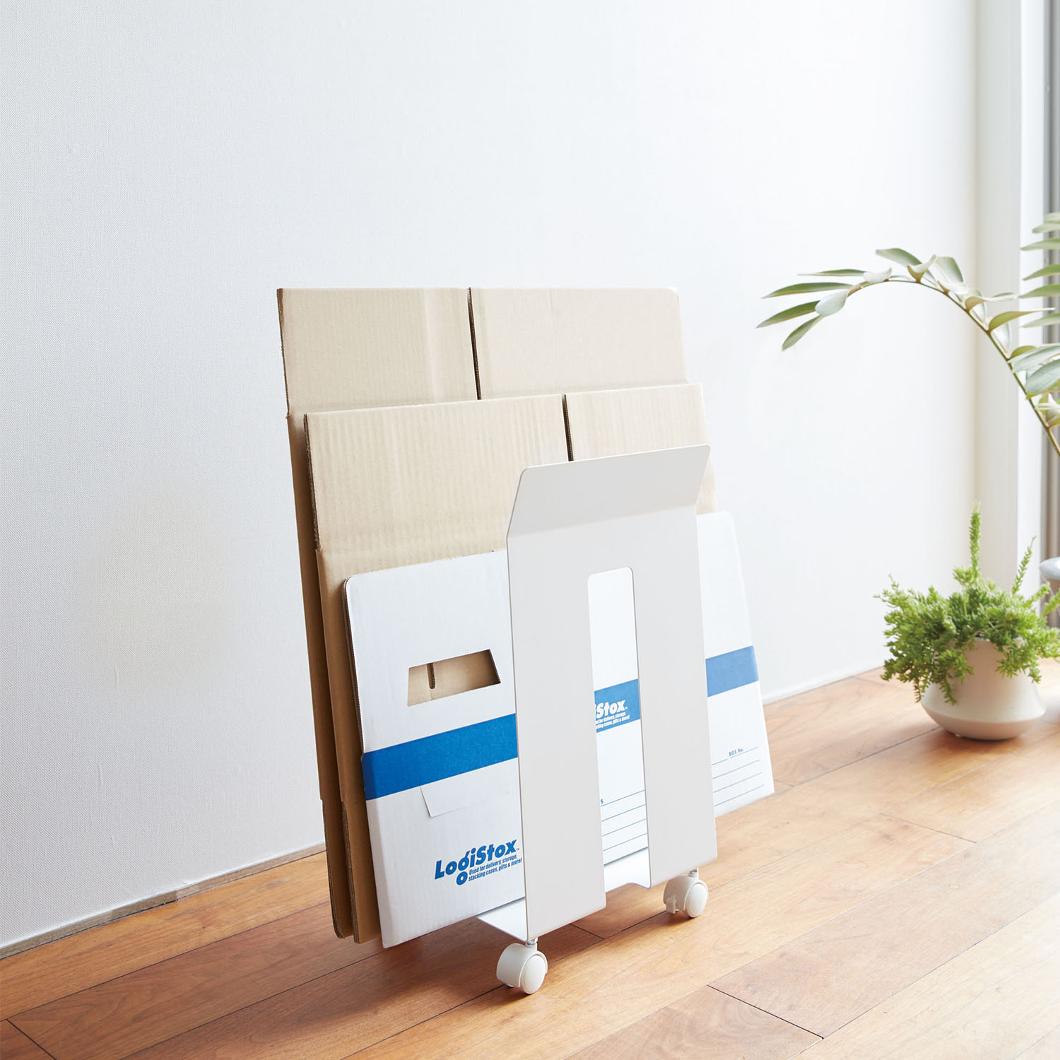 Frame Corrugated Cardboard Box&Paper Bag Stocker