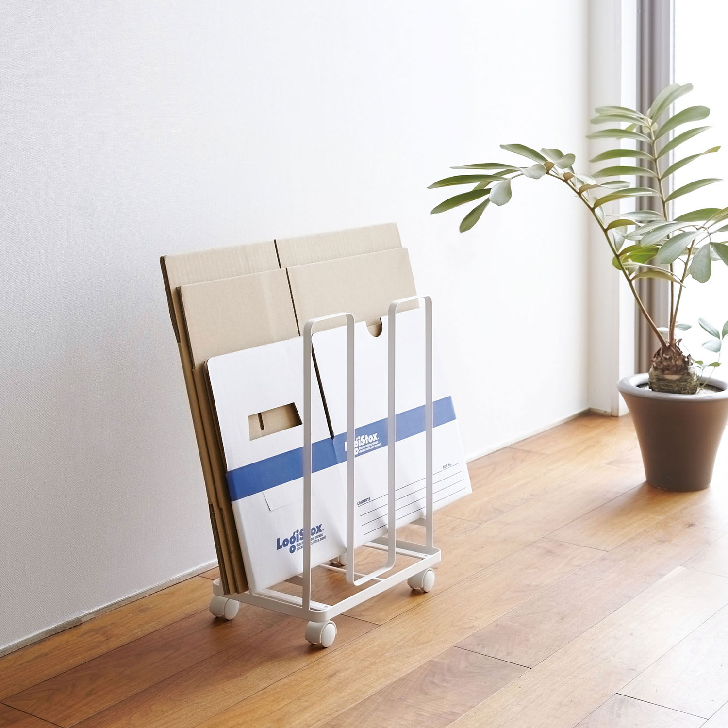 Tower Cardboard Box Stocker