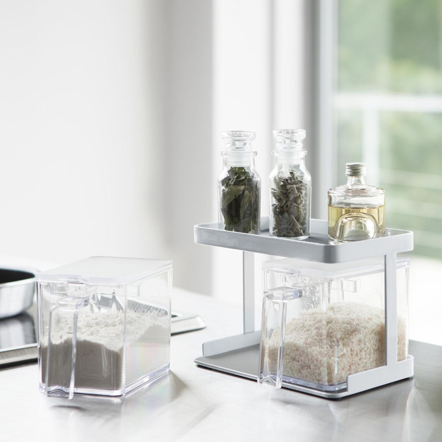 Tower Salt And Sugar Containers With Rack (2 Containers)