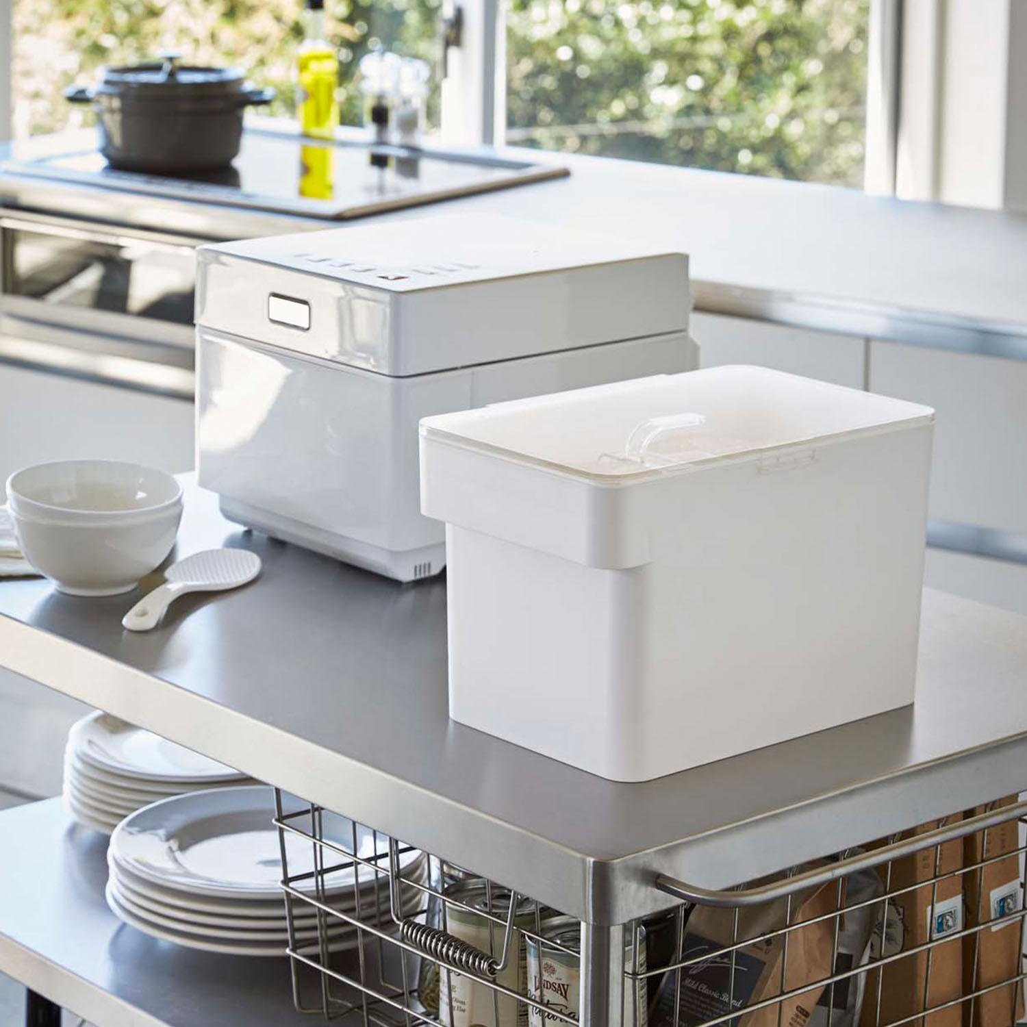 Tower Rice Storage With Scoop Cut-Out (Includes Measuring Cup)