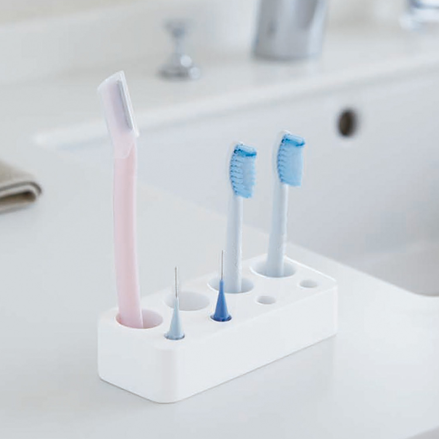 Mist Toothbrush & Interdental Brush Stand