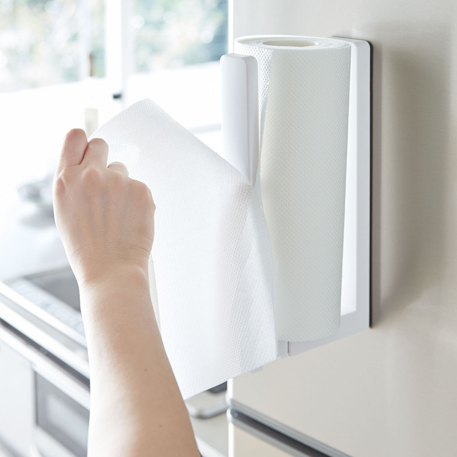 Tower Magnet Kitchen Paper Holder With Stopper