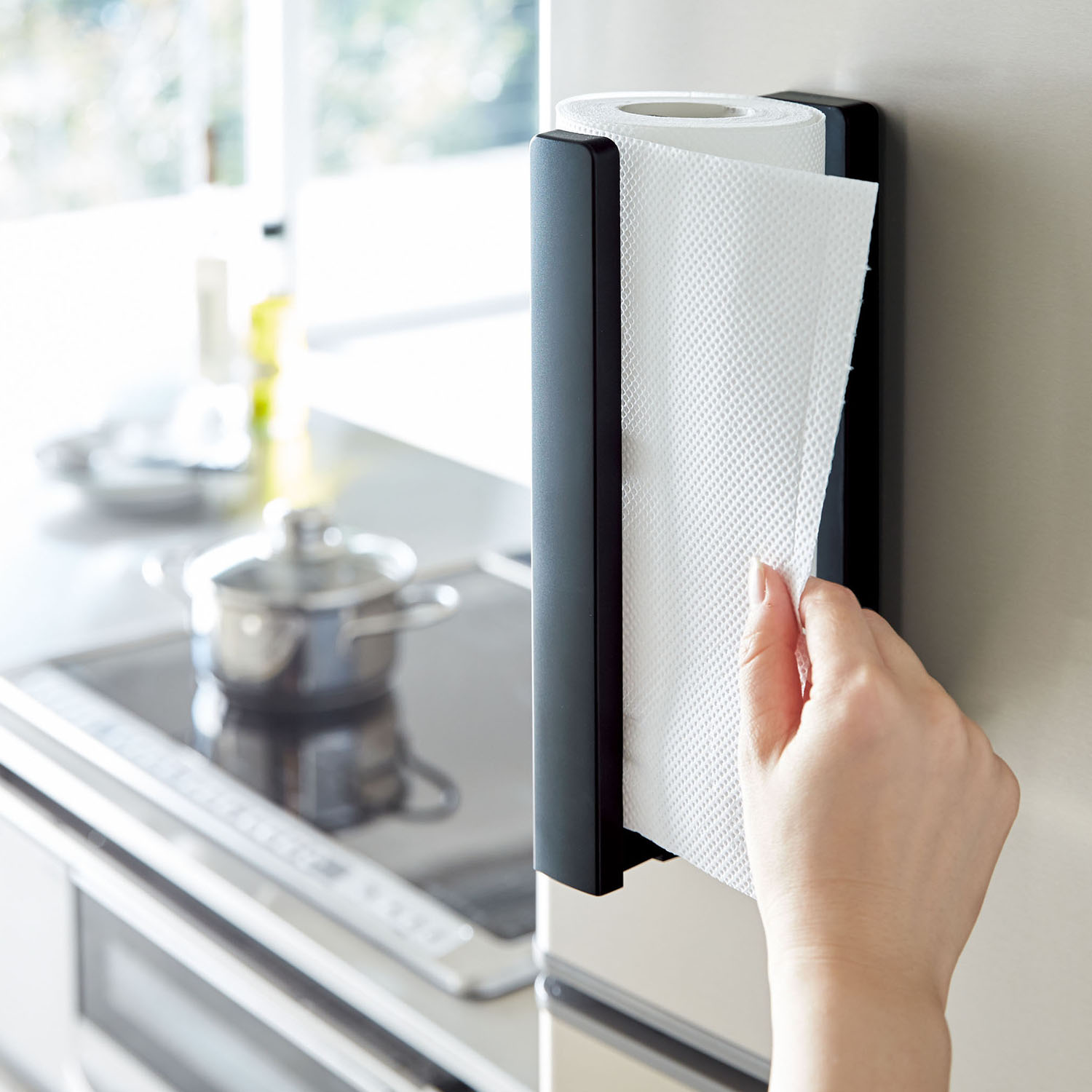 Tower Magnet Kitchen Paper Holder With Stopper