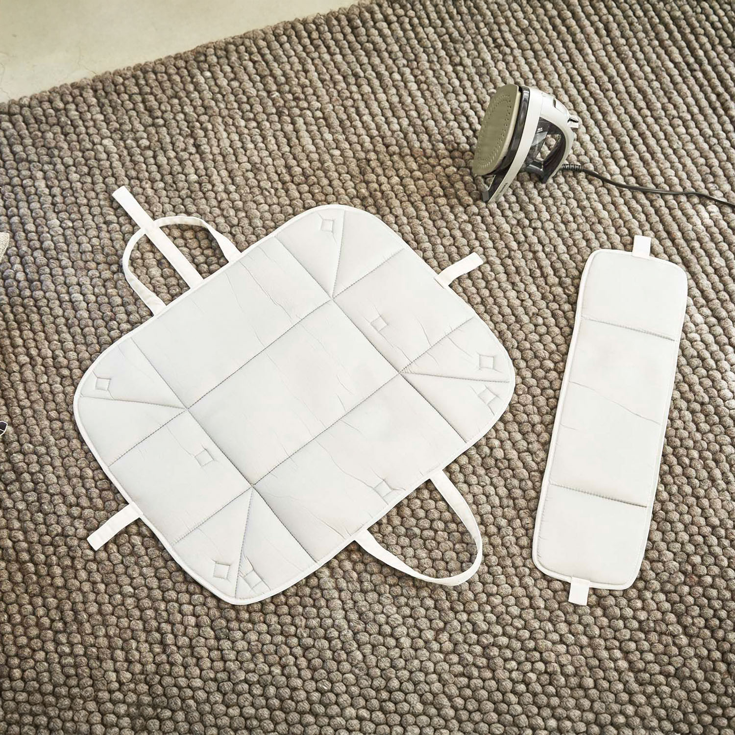 Tower 2-In-1 Ironing Mat And Bag