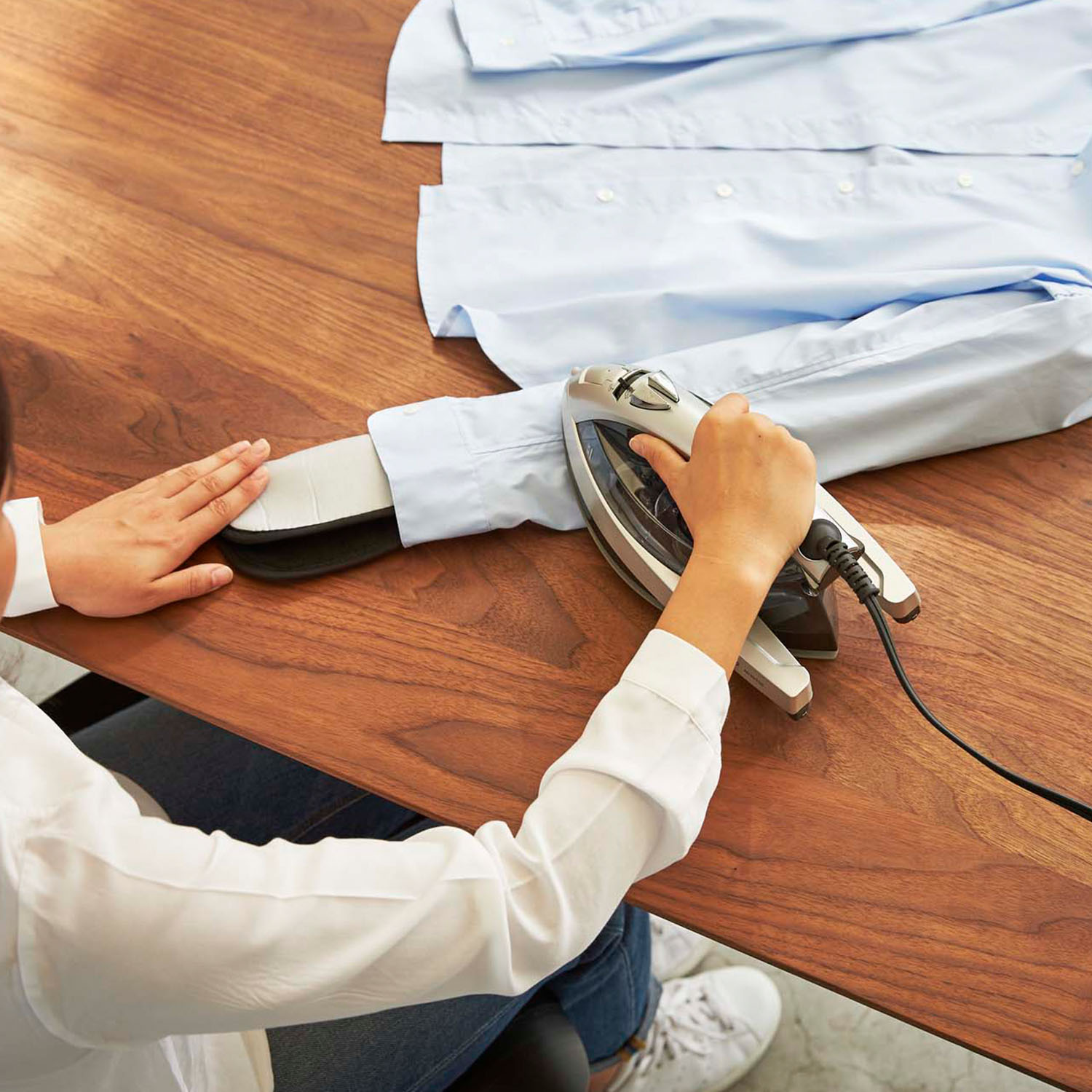 Tower 2-In-1 Ironing Mat And Bag