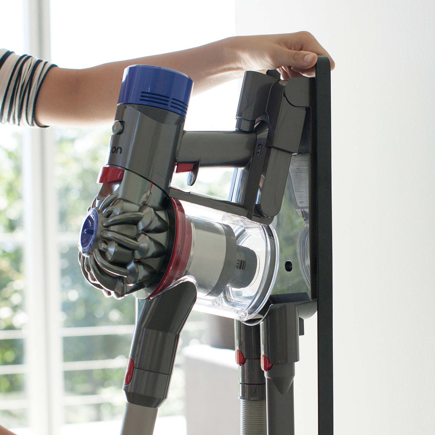 Tower Cordless Cleaner Stand