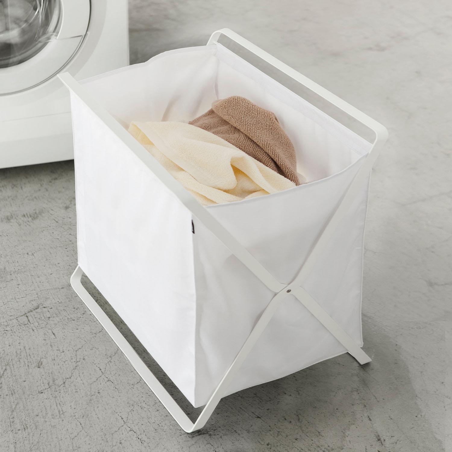 Tower Storage Hamper