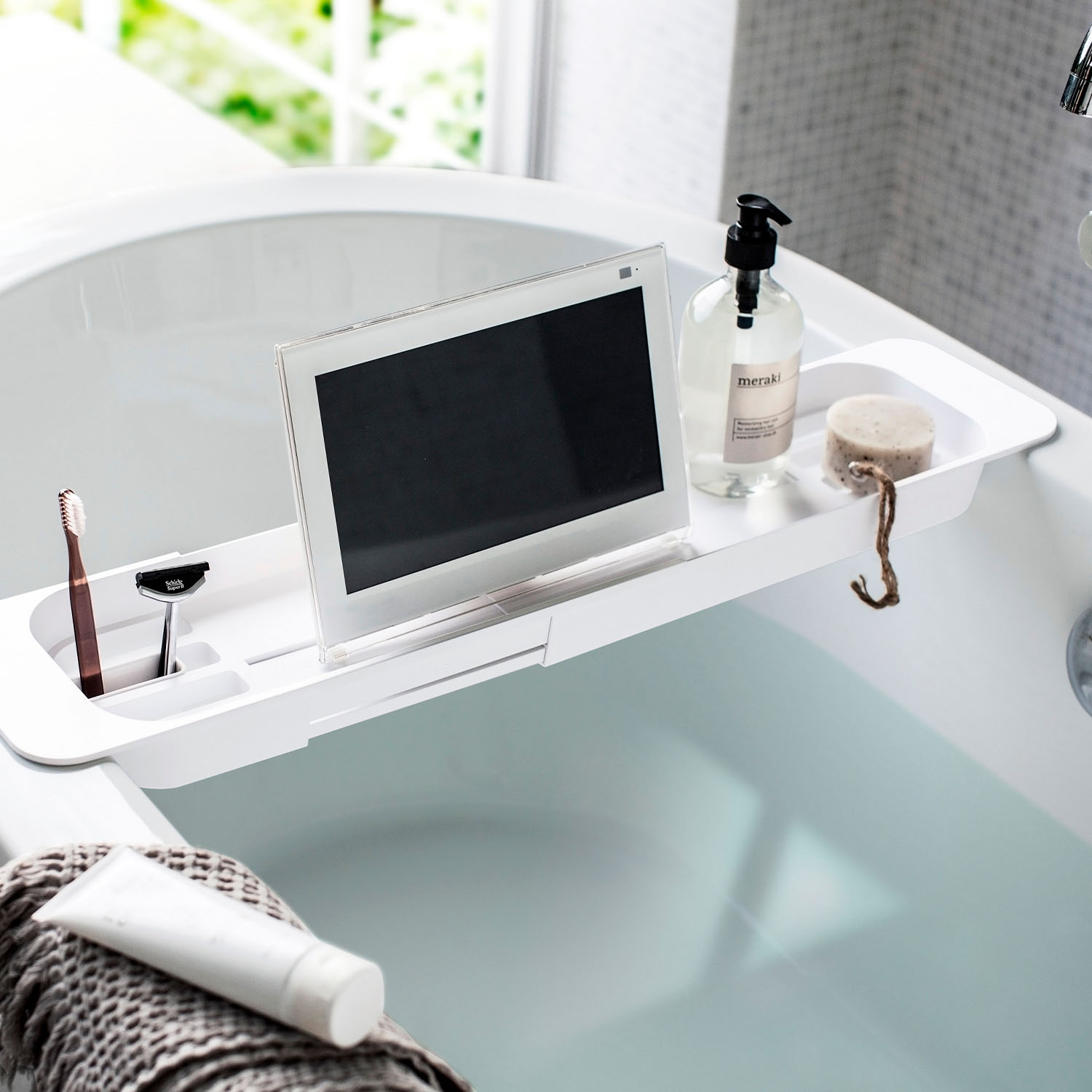 Tower Expandable Bathtub Caddy