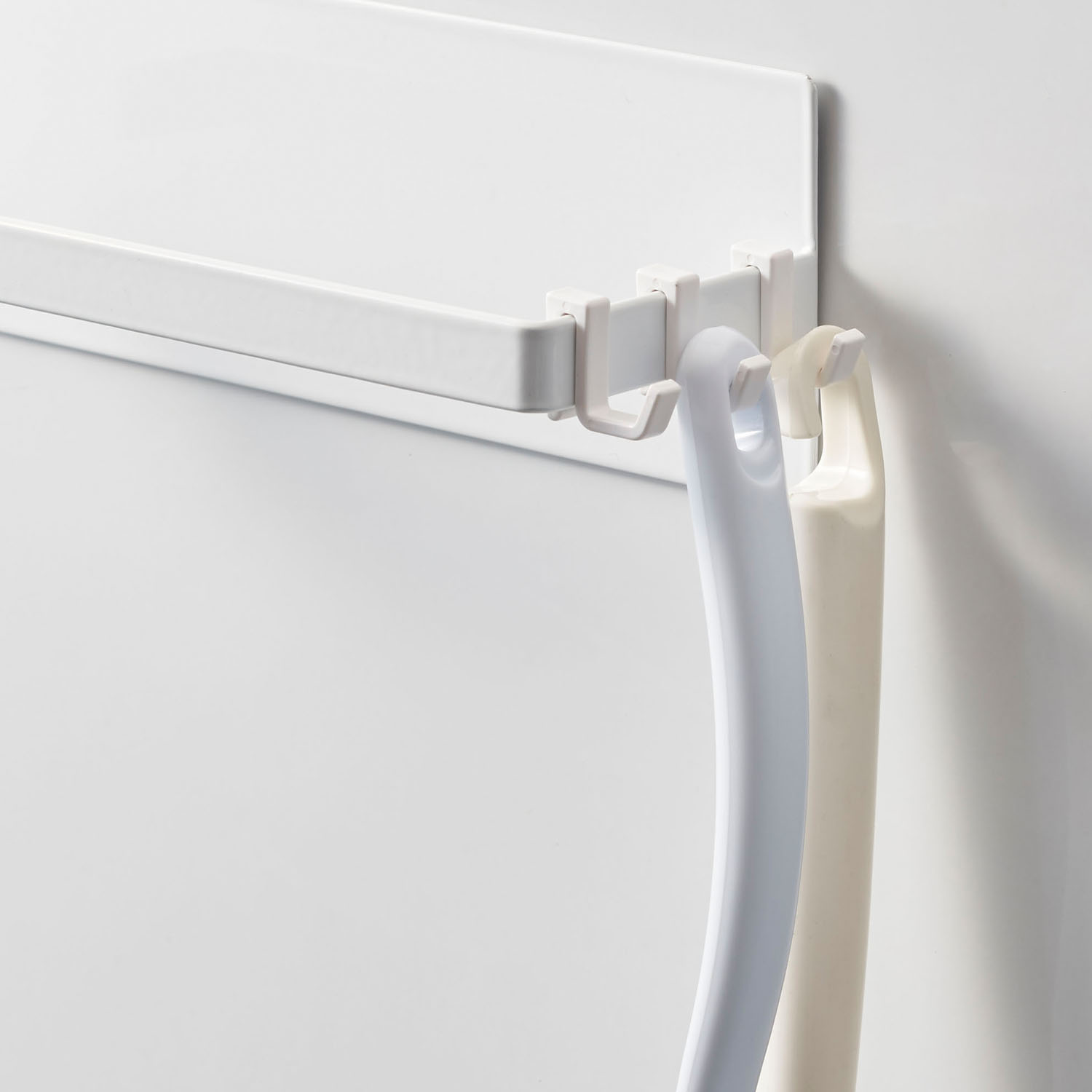 Tower Magnet Laundry Hanger Storage Rack