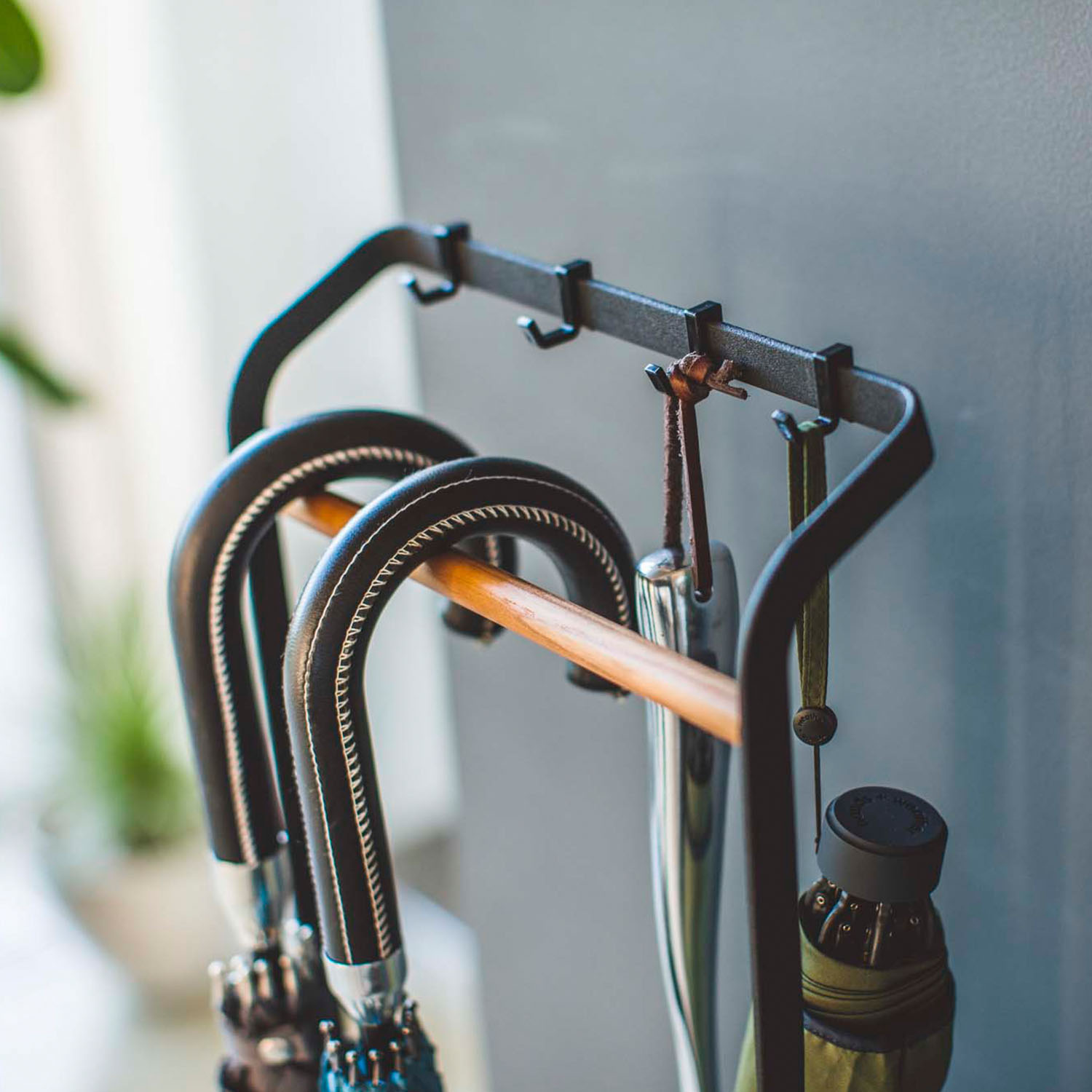 Tower Hanging Umbrella Stand