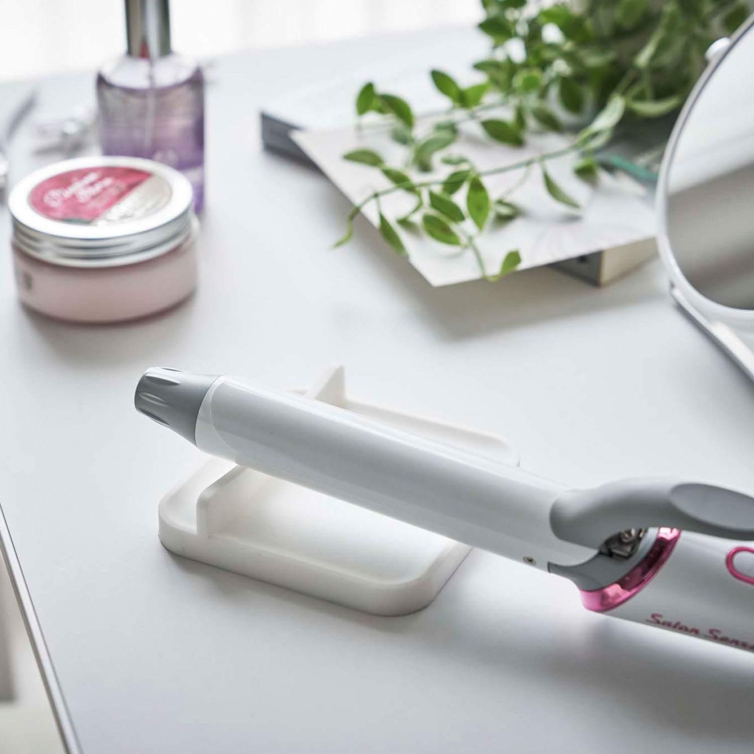 Beautes Curling Iron And Straightener Rest