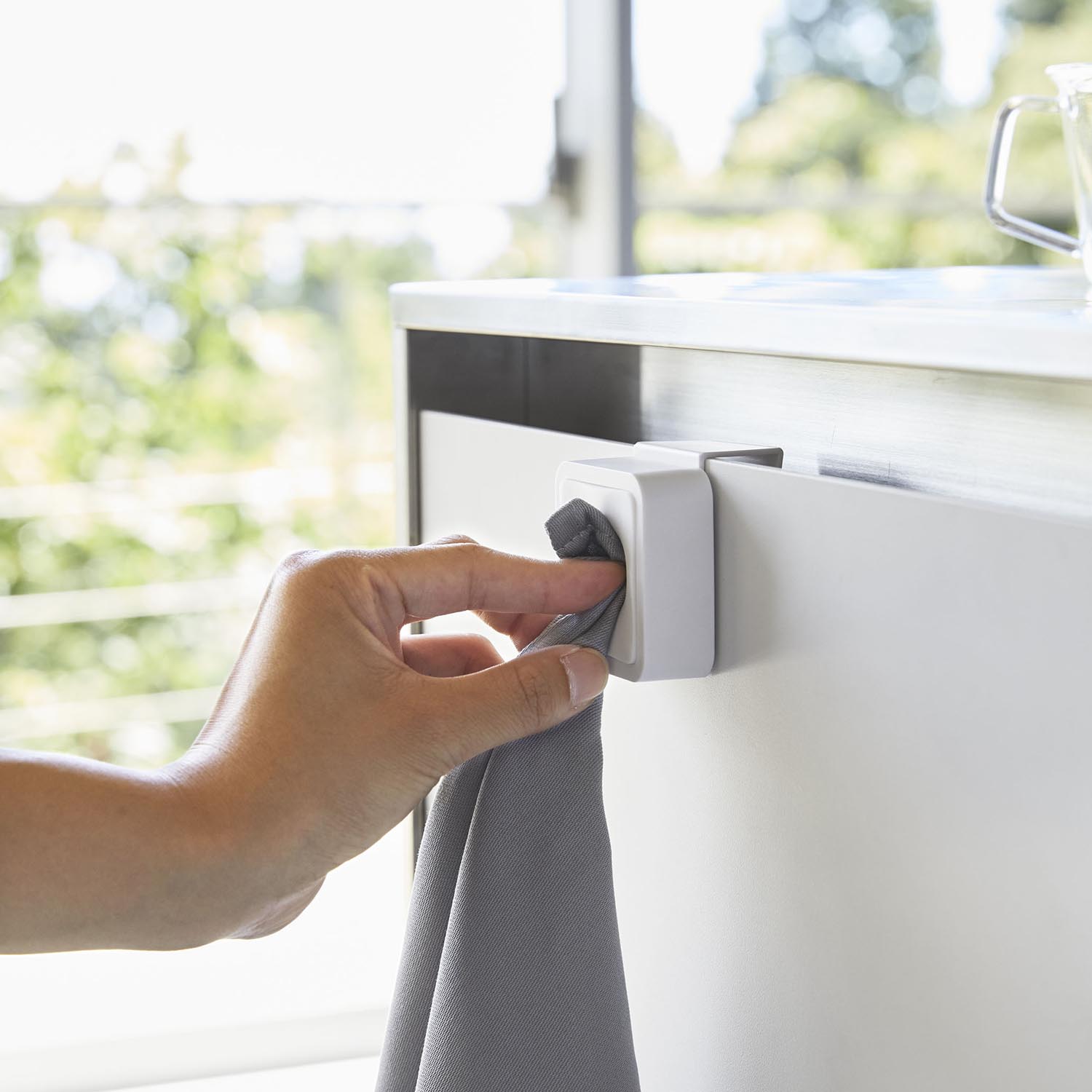 Tower Sink Door Towel Holder