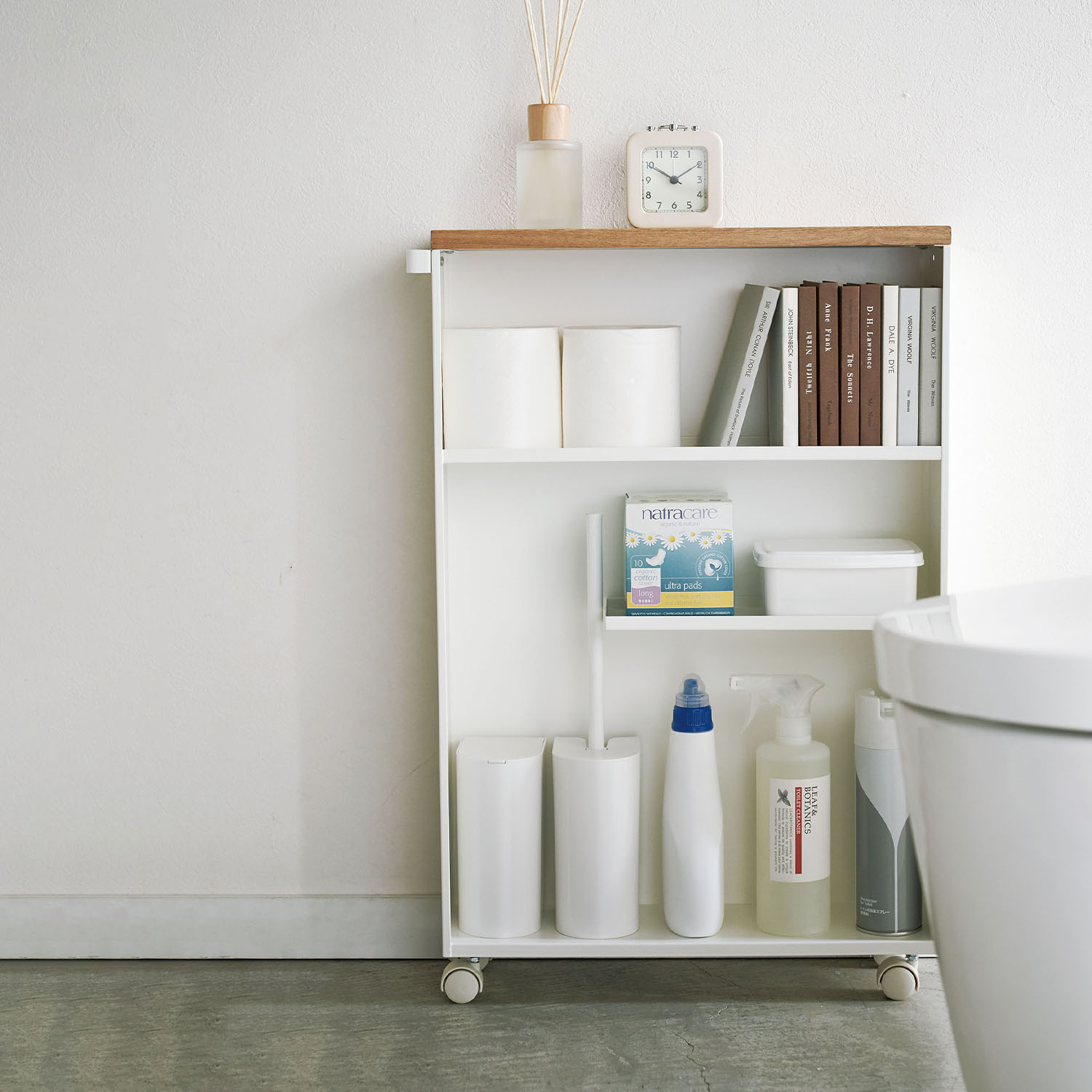 Tower Rolling Slim Bathroom Cart With Handle