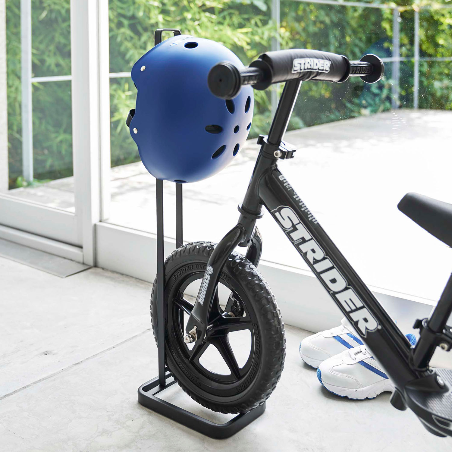 Tower Kids Balance Bike And Helmet Stand