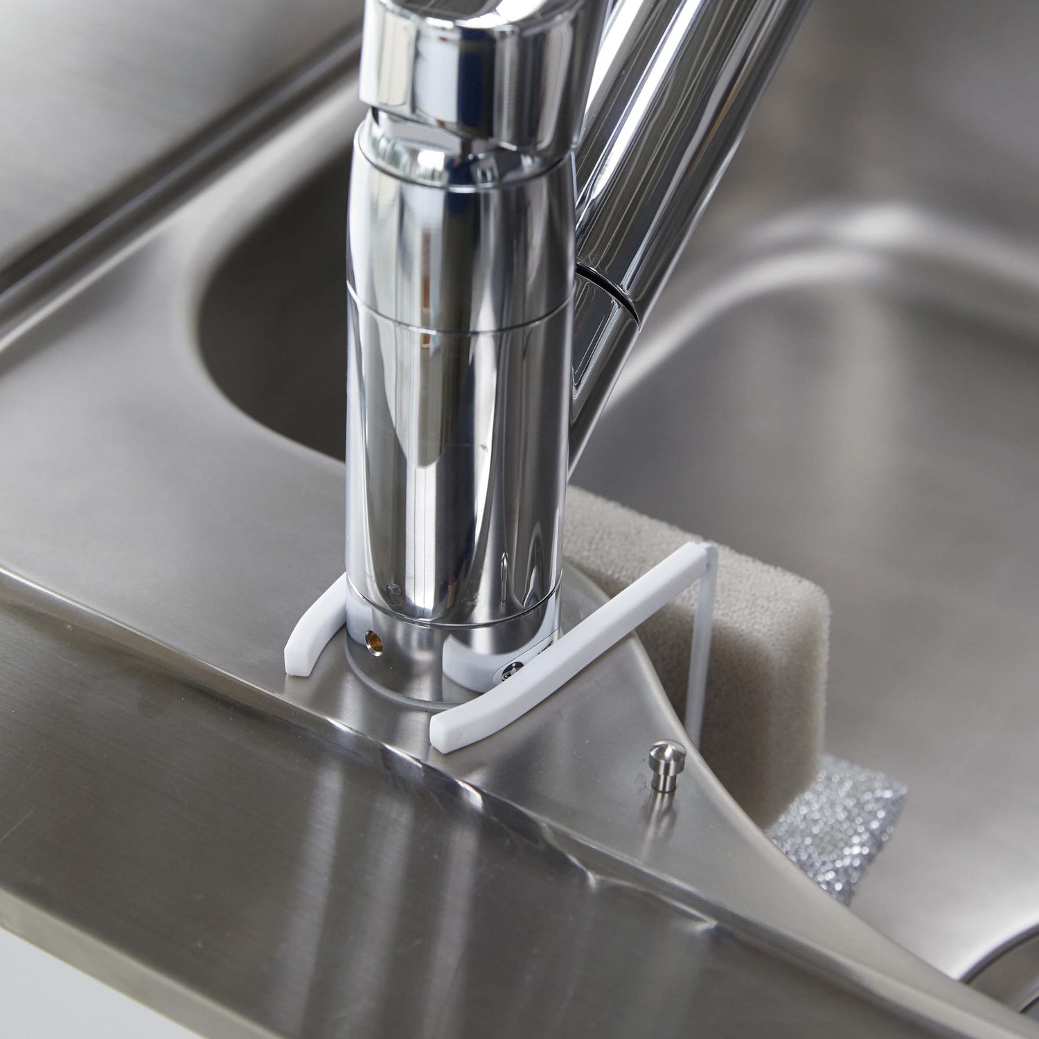 Tower Faucet-Hanging Sponge Holder Double