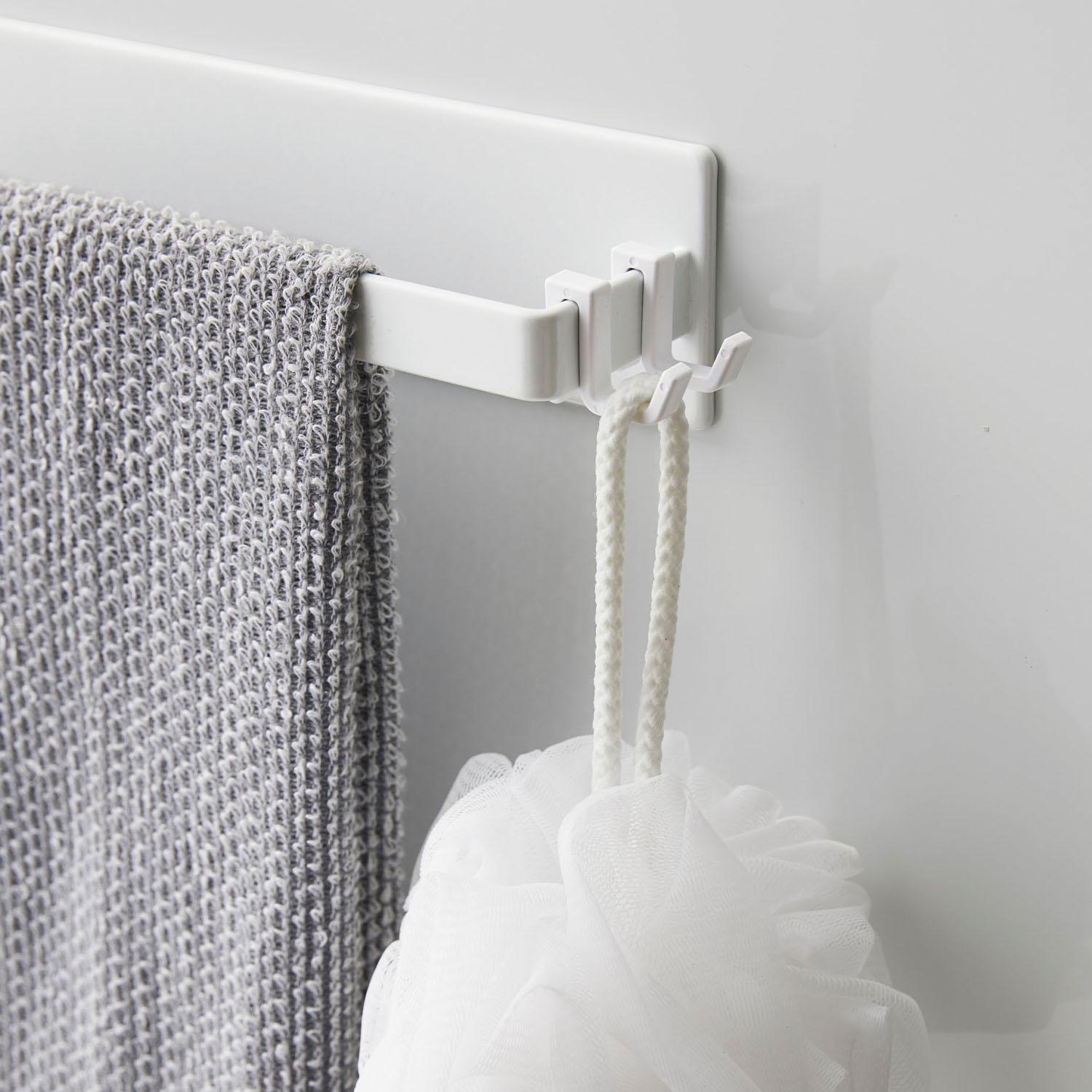 Tower Magnetic Bathroom Towel Wide Hanger